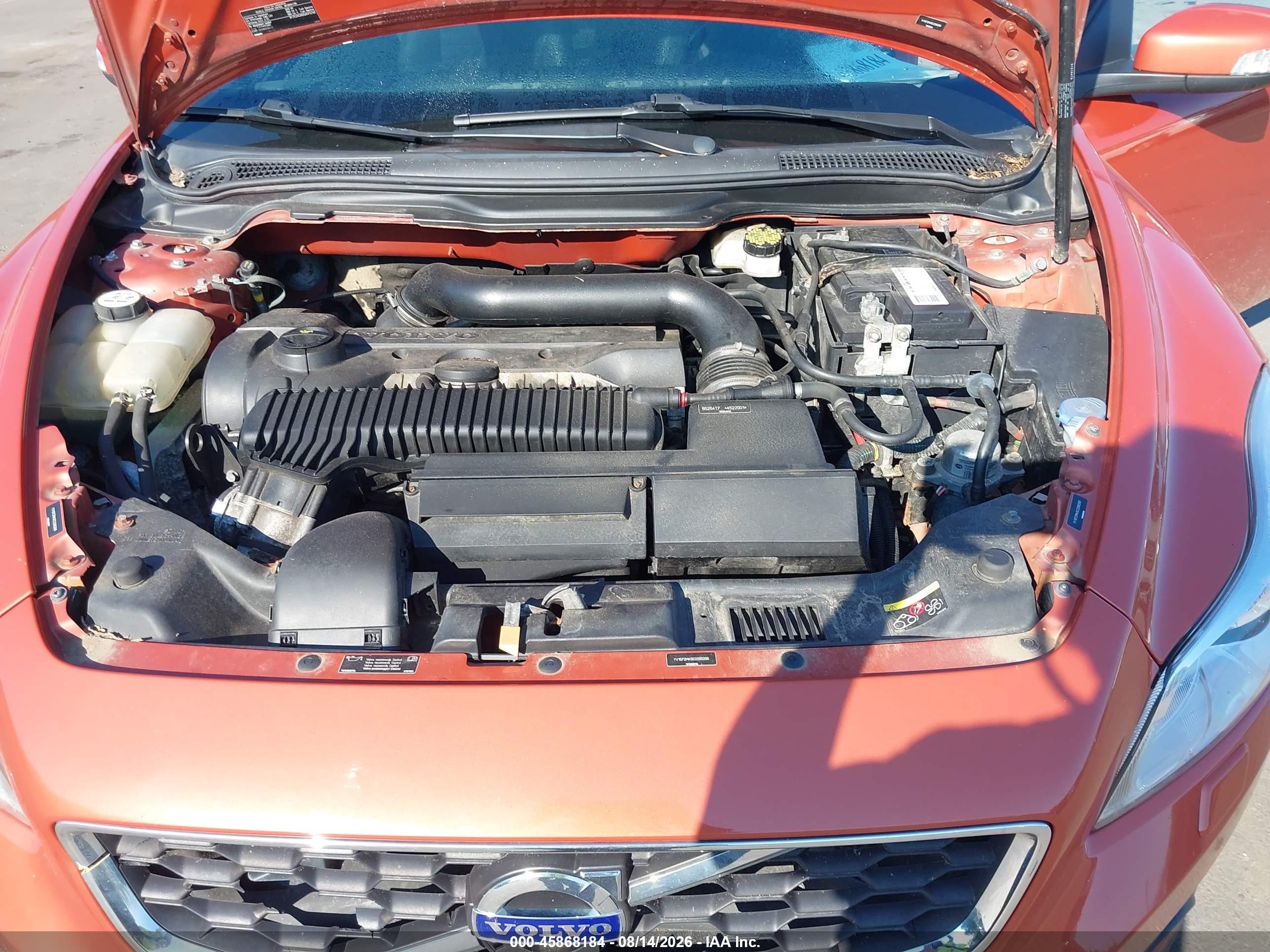 2012 Volvo C30 T5 Оранжевый vin: YV1672MK6C2266266