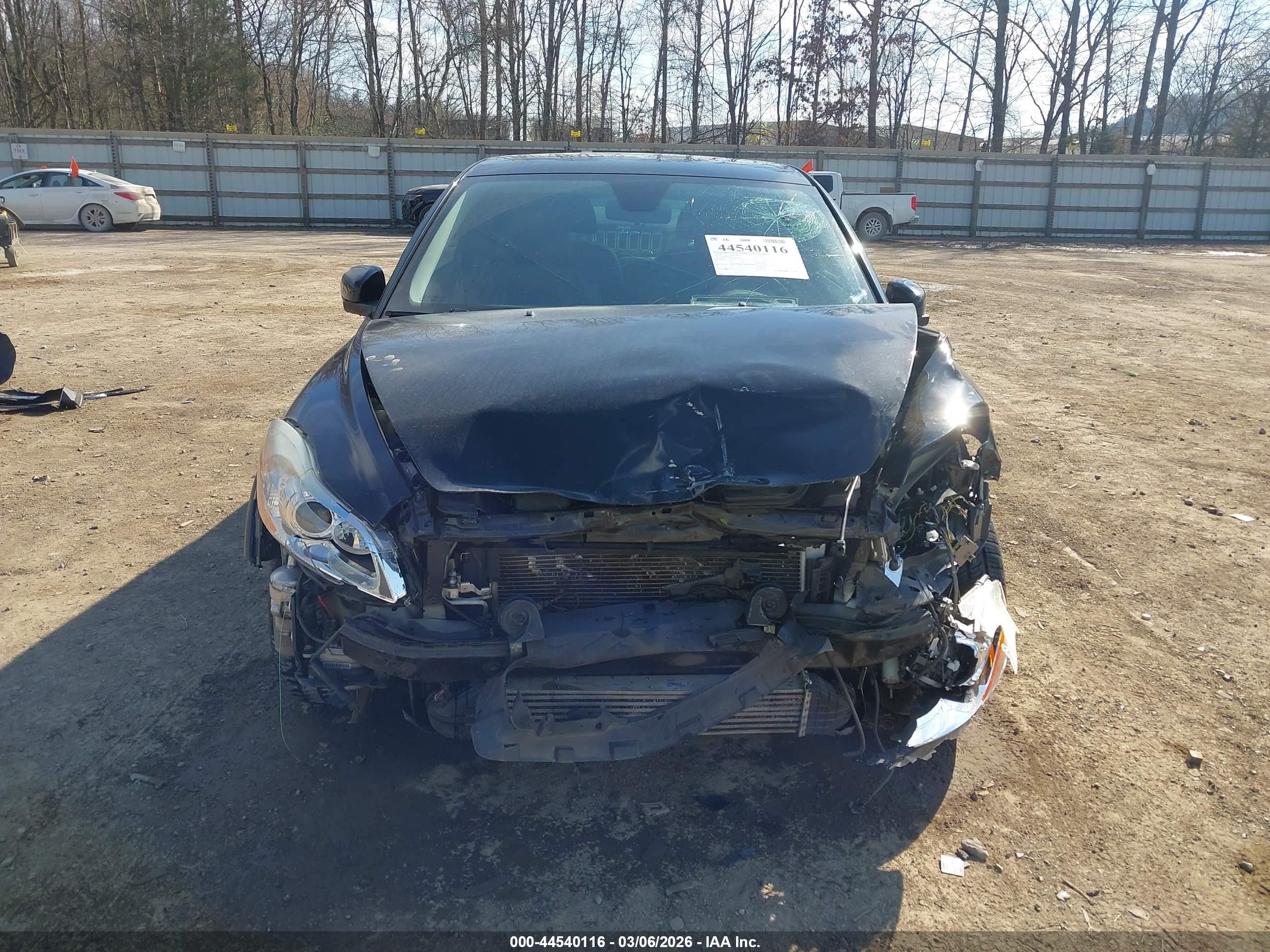 2013 Volvo C30 T5 Черный vin: YV1672MK6D2306640