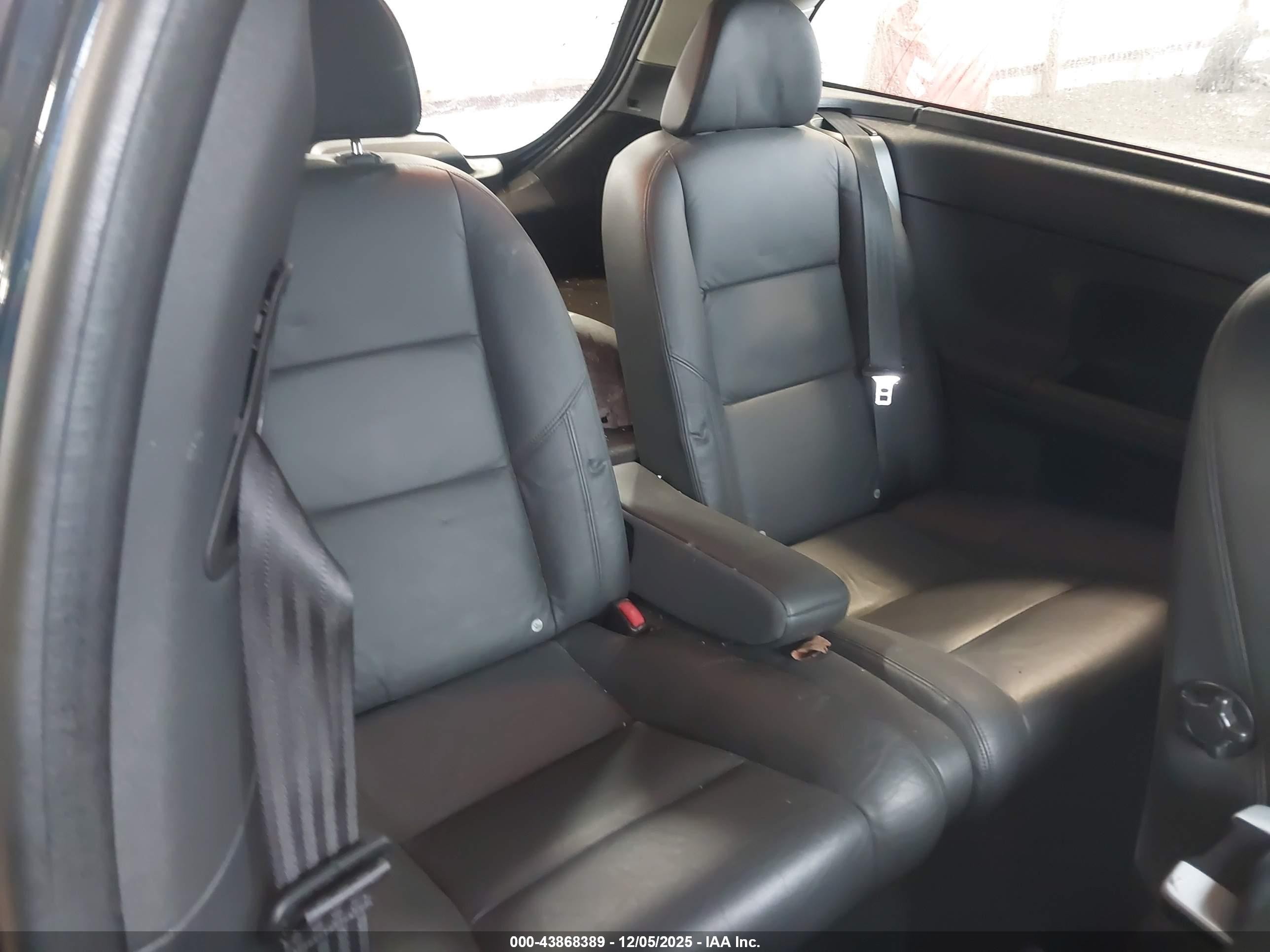 2013 Volvo C30 T5 Синий vin: YV1672MK6D2309442