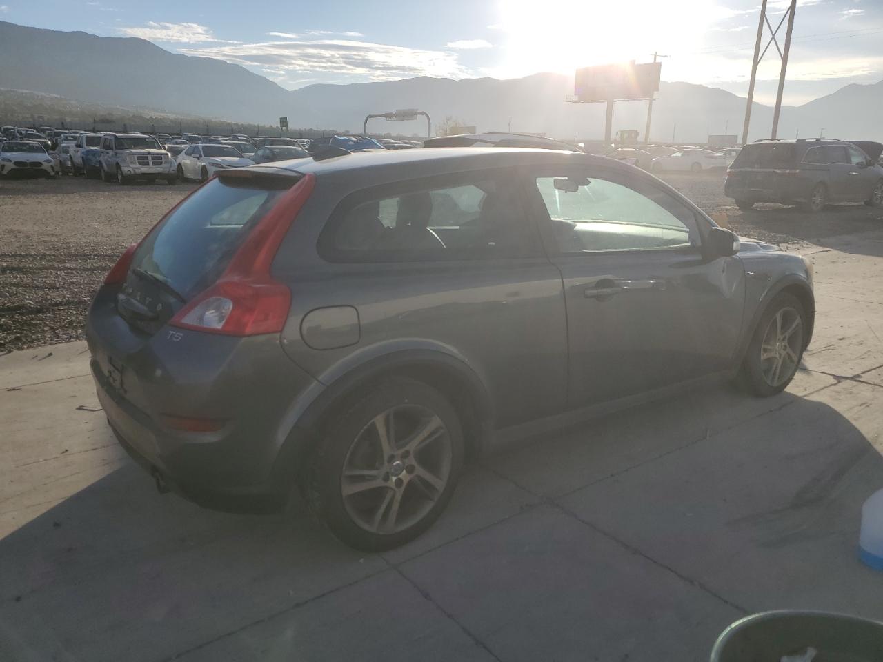 2013 Volvo C30 T5 Gray vin: YV1672MK7D2303987
