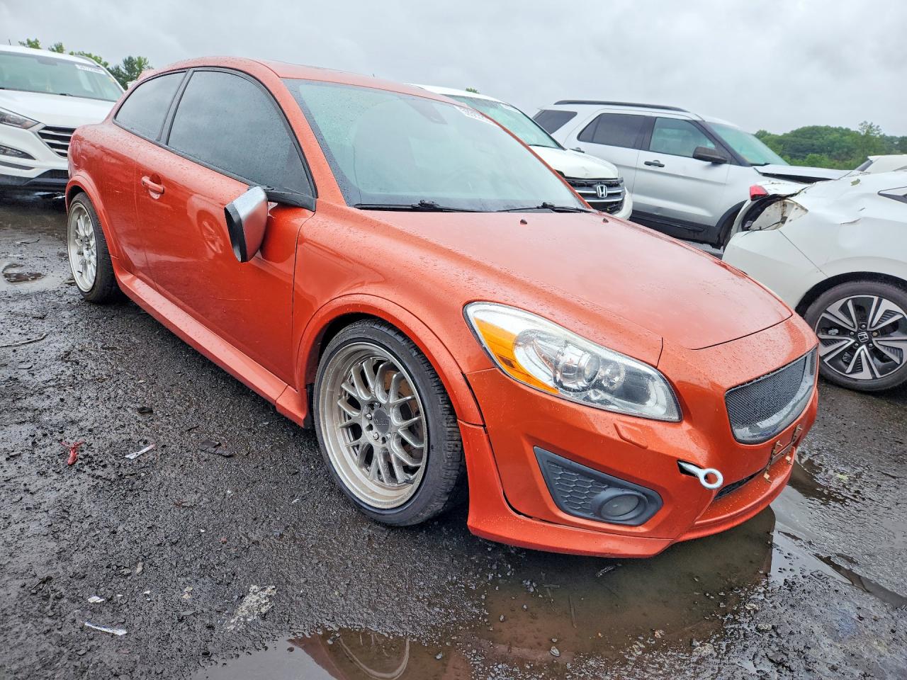 2011 Volvo C30 T5 Orange vin: YV1672MK8B2201353