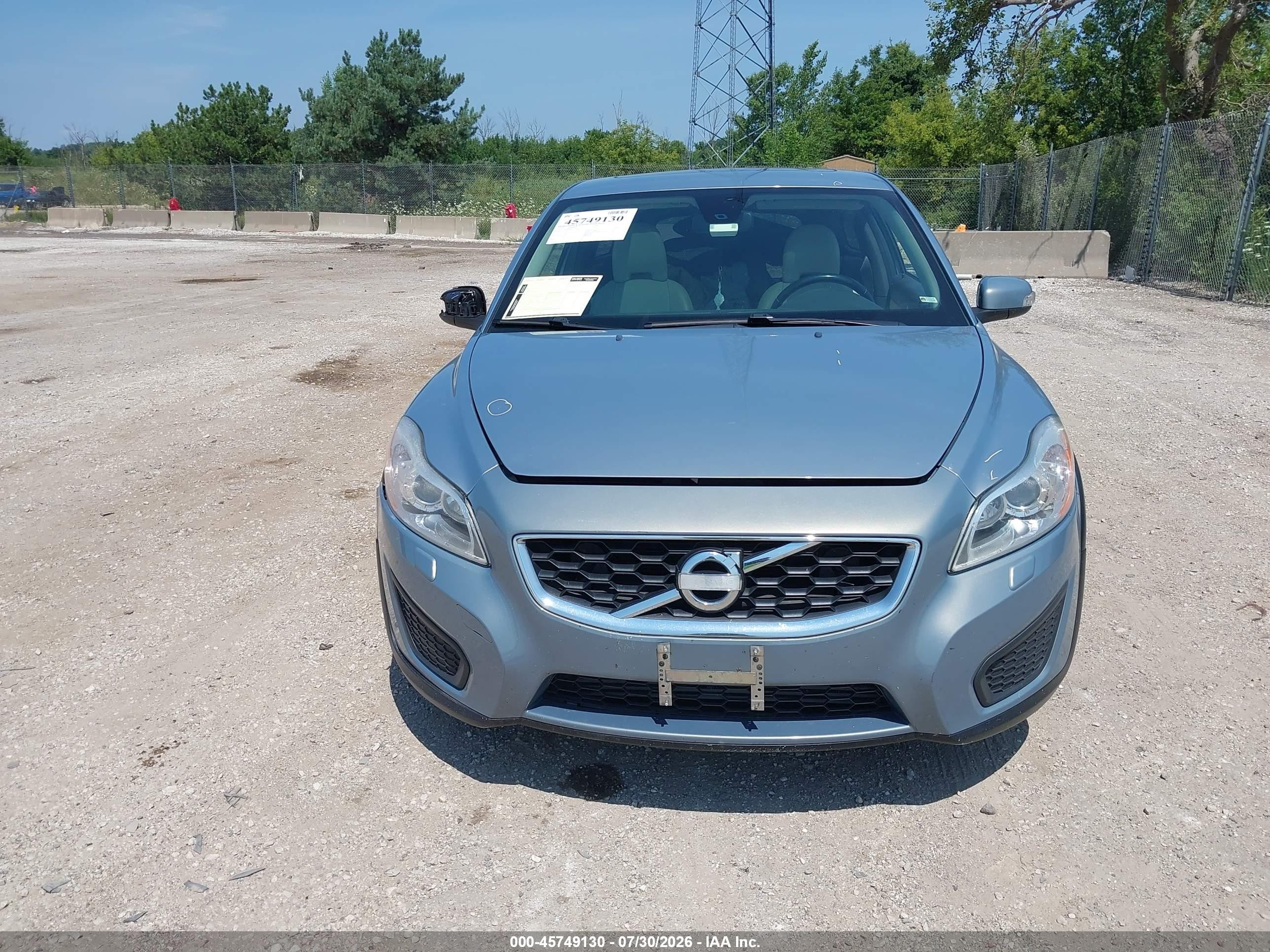 2012 Volvo C30 T5 Gray vin: YV1672MK8C2273039