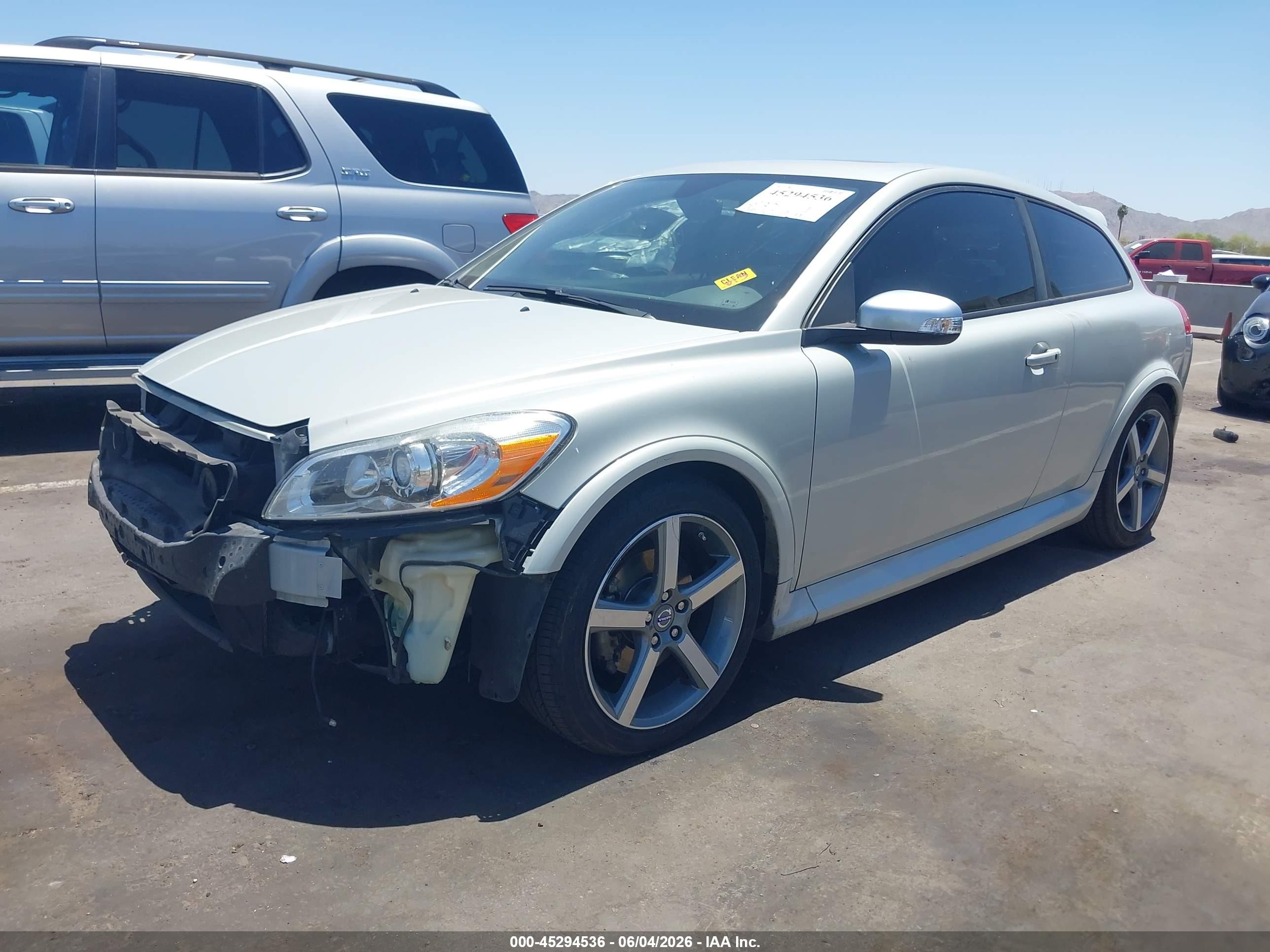 2012 Volvo C30 T5/t5 Platinum/t5 Premier Plus/t5 R-design/t5 R-design Platinum/t5 R-design Premier Plus Silver vin: YV1672MK8C2286941