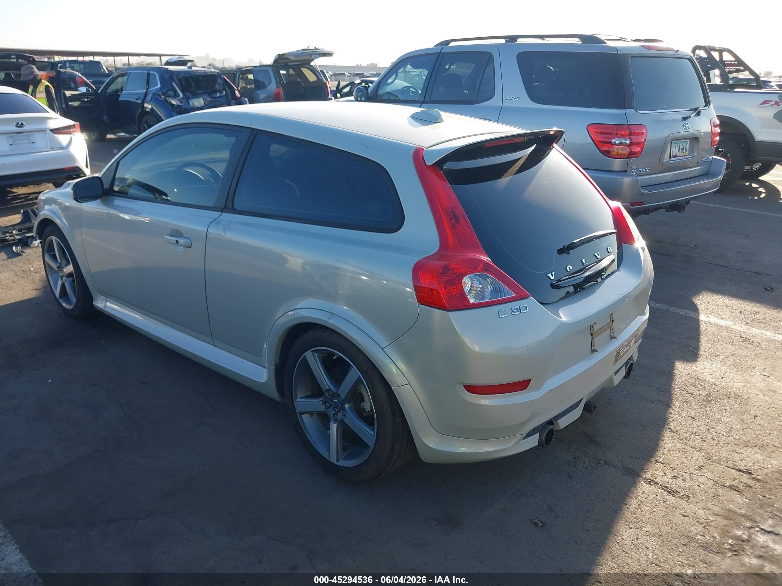 2012 Volvo C30 T5/t5 Platinum/t5 Premier Plus/t5 R-design/t5 R-design Platinum/t5 R-design Premier Plus Silver vin: YV1672MK8C2286941