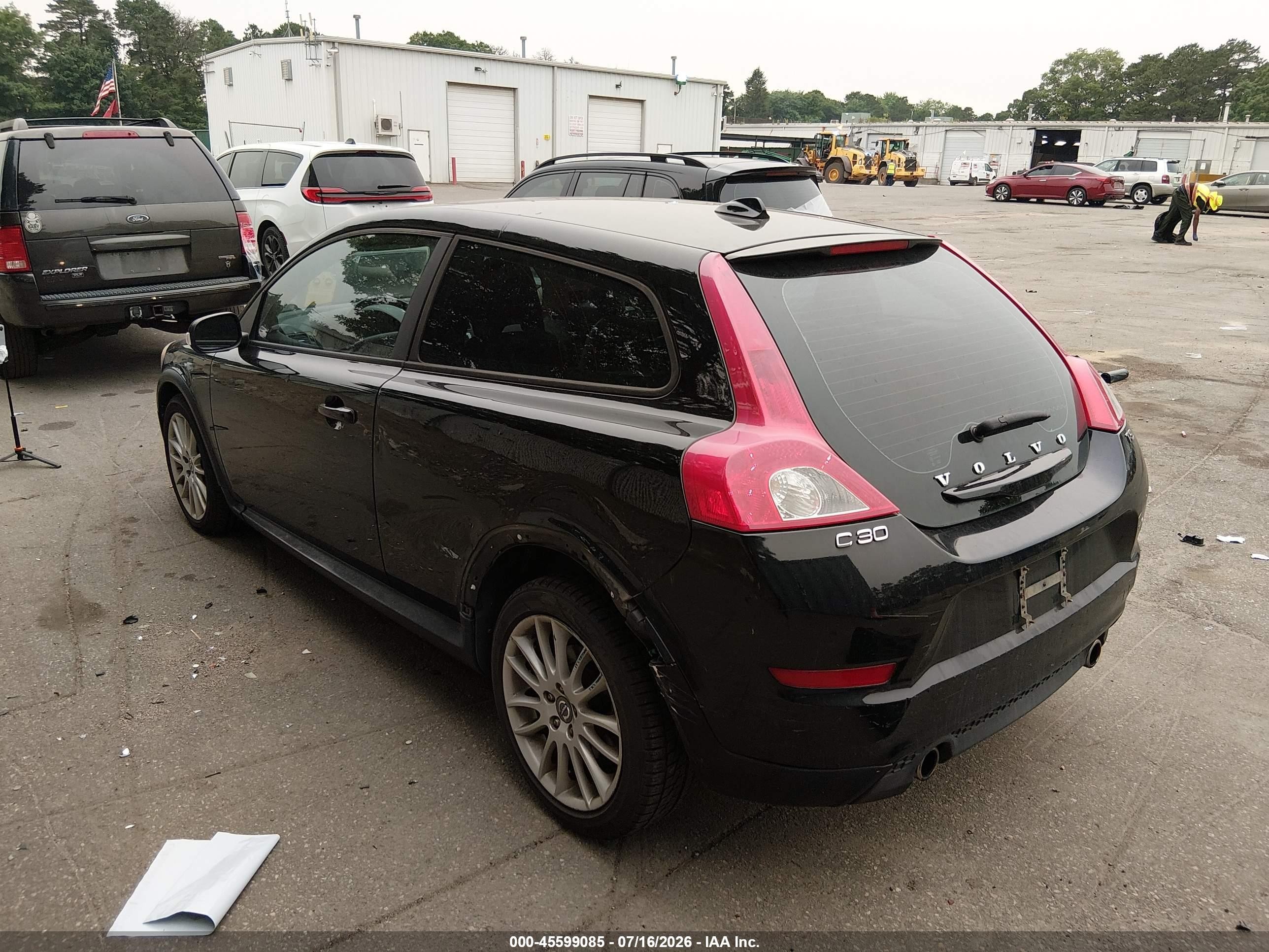 2011 Volvo C30 R-design/t5 (retail Only) Black vin: YV1672MK9B2223703