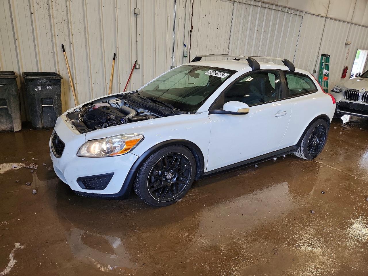 2011 Volvo C30 T5 Белый vin: YV1672MK9B2239187