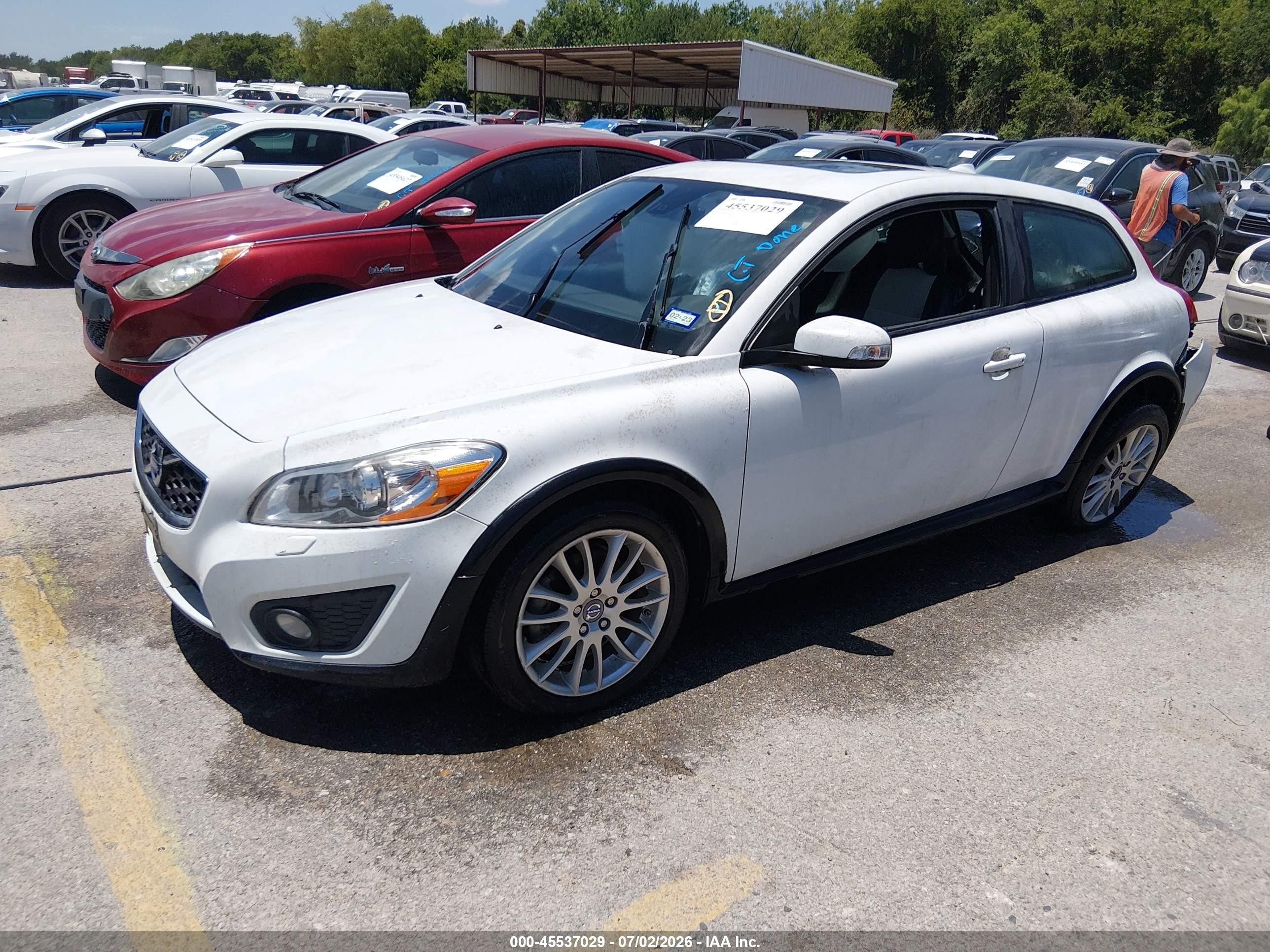 2012 Volvo C30 T5 White vin: YV1672MK9C2265371
