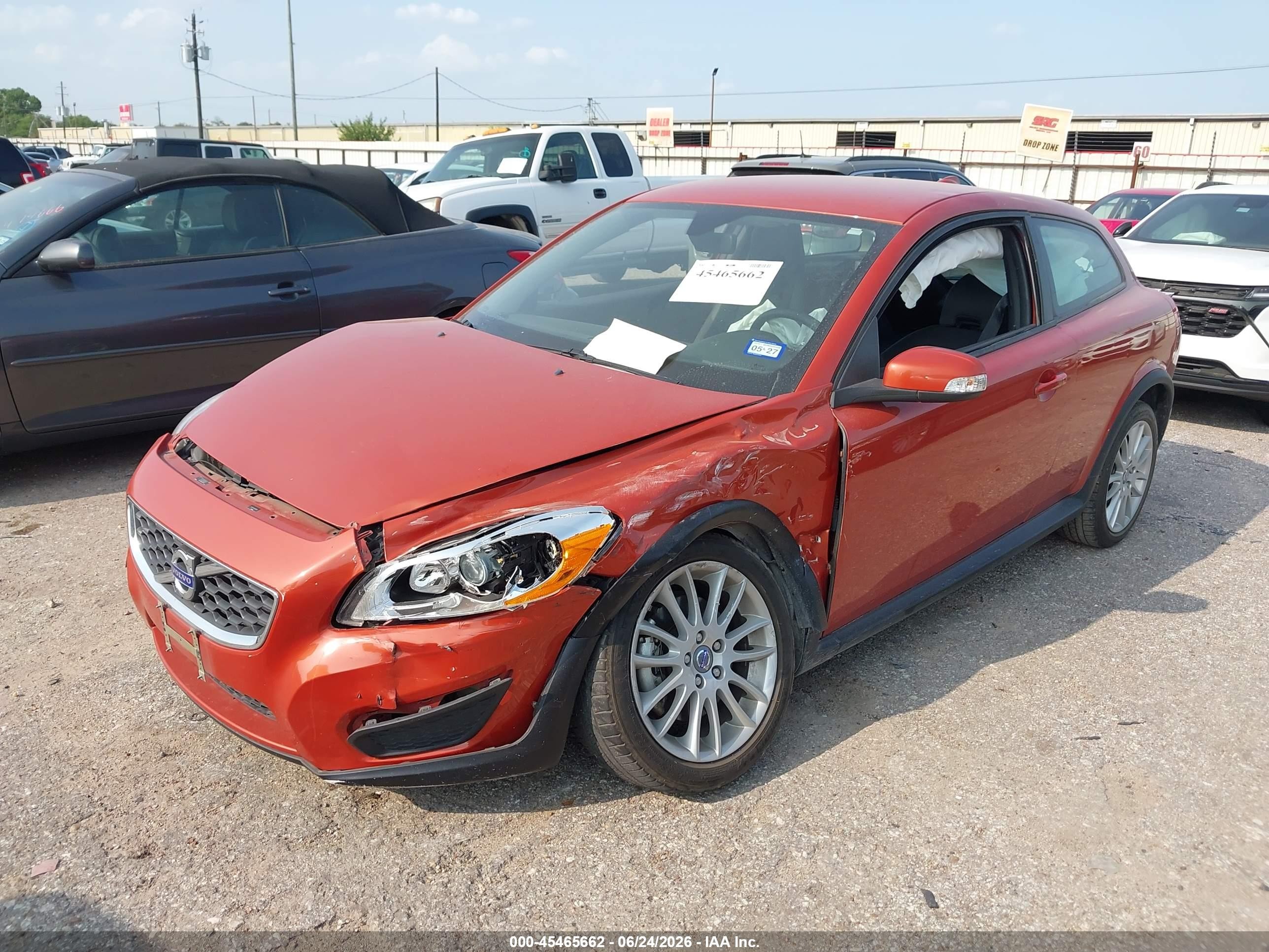2012 Volvo C30 Platinum/premier Plus/r-design/r-design Platinum/r-design Premier Plus/t5 Orange vin: YV1672MK9C2285362