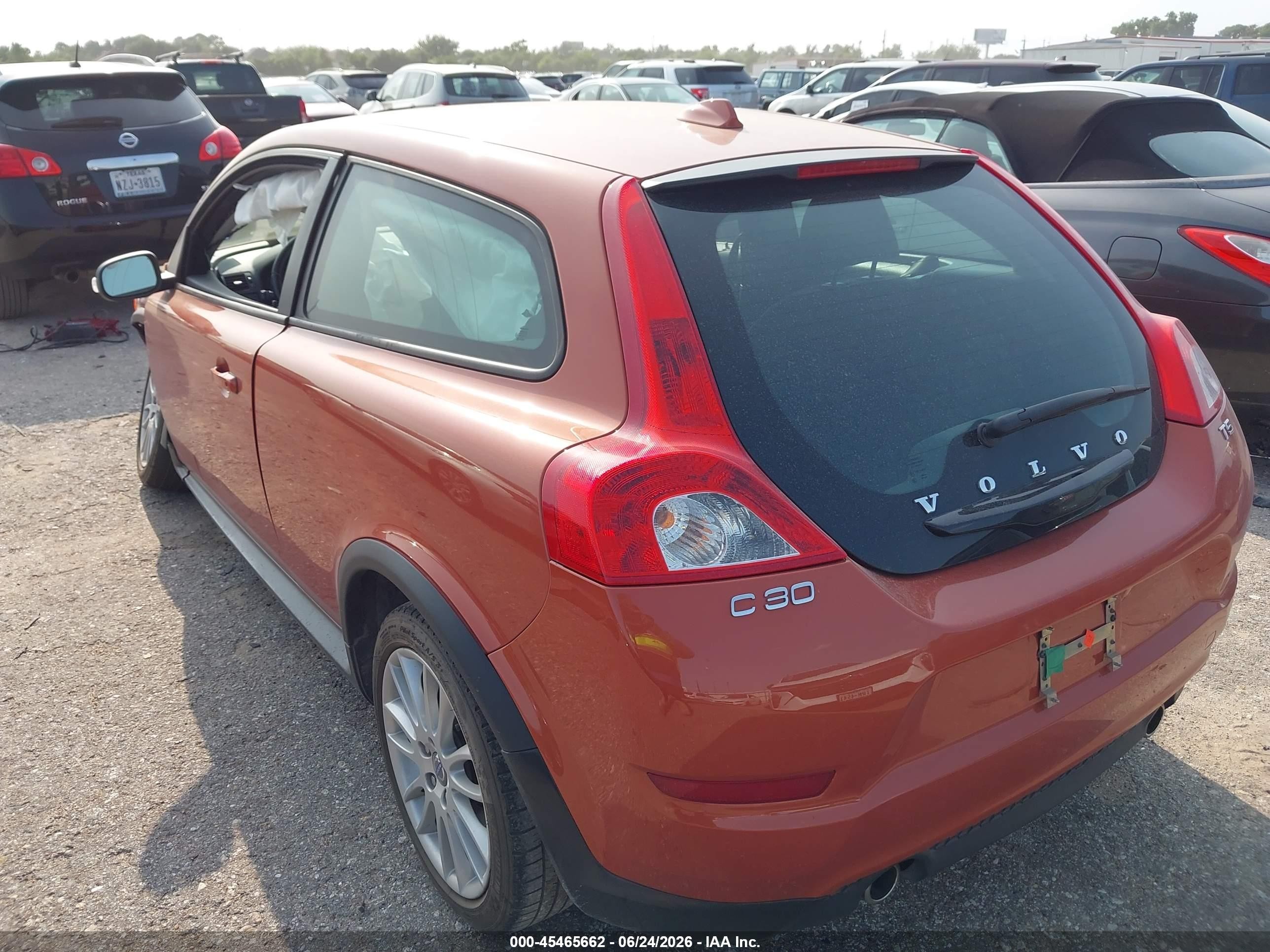 2012 Volvo C30 Platinum/premier Plus/r-design/r-design Platinum/r-design Premier Plus/t5 Orange vin: YV1672MK9C2285362