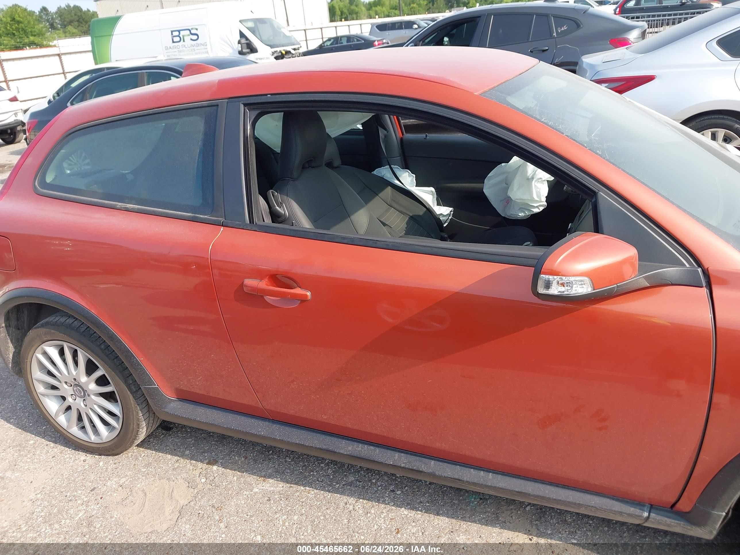 2012 Volvo C30 Platinum/premier Plus/r-design/r-design Platinum/r-design Premier Plus/t5 Orange vin: YV1672MK9C2285362