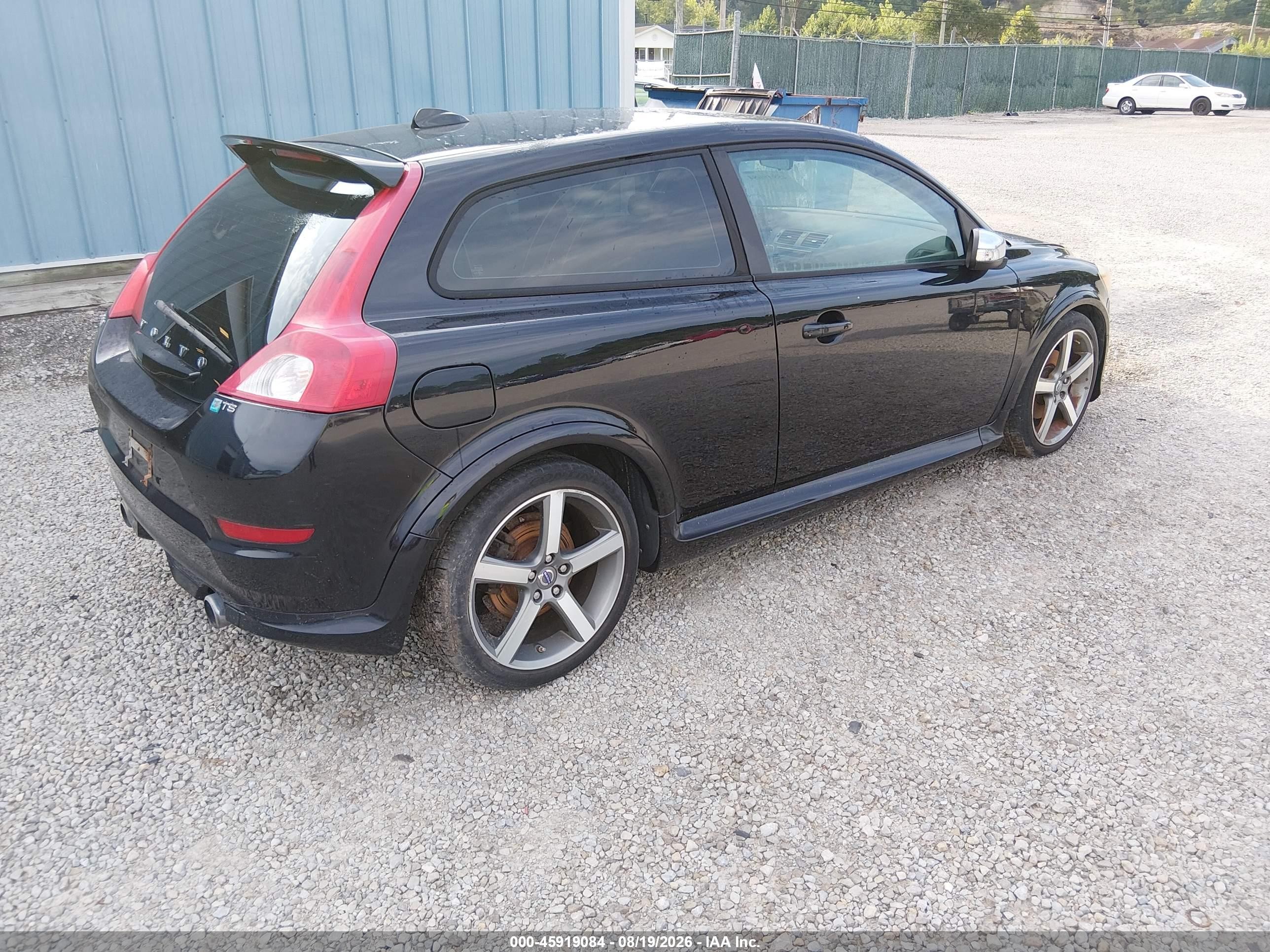 2011 Volvo C30 R-design/t5 (retail Only) Black vin: YV1672MKXB2193482