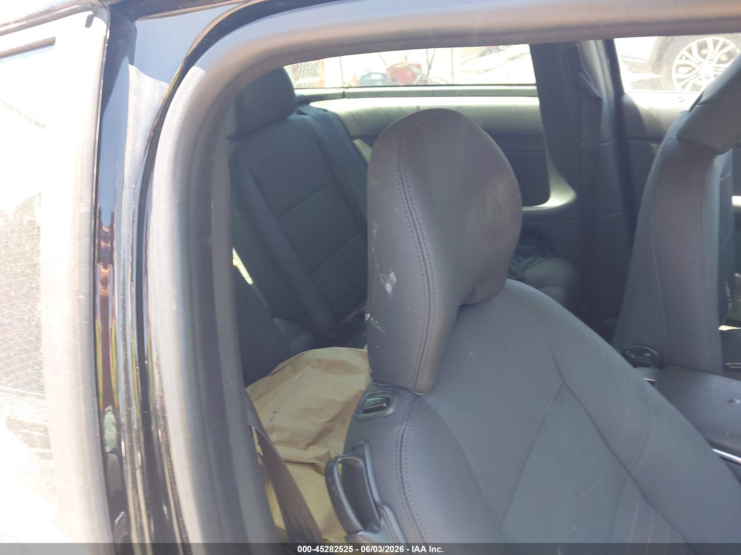 2011 Volvo C30   Черный vin: YV1672MKXB2224052