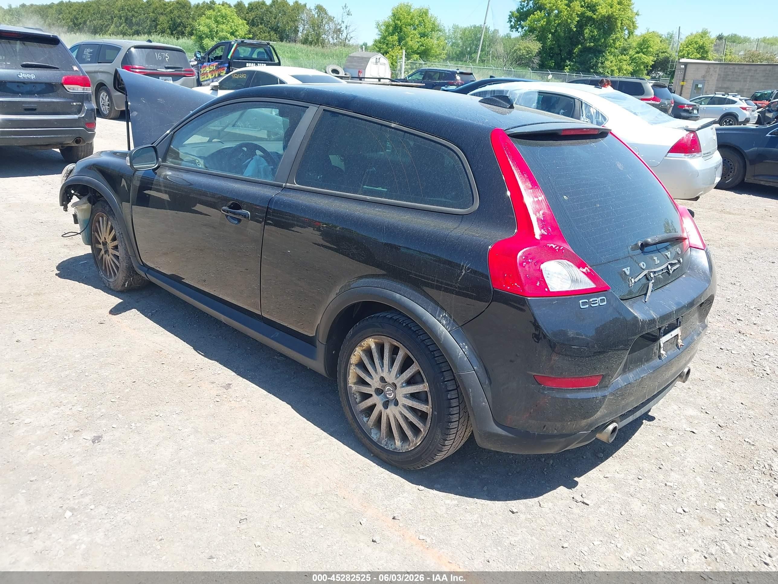 2011 Volvo C30   Черный vin: YV1672MKXB2224052