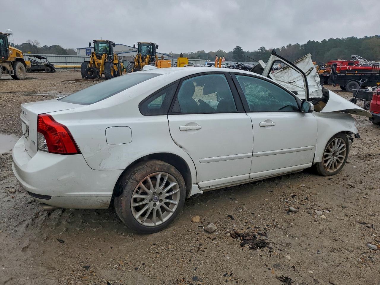 2011 Volvo S40 T5 White vin: YV1672MS1B2548264