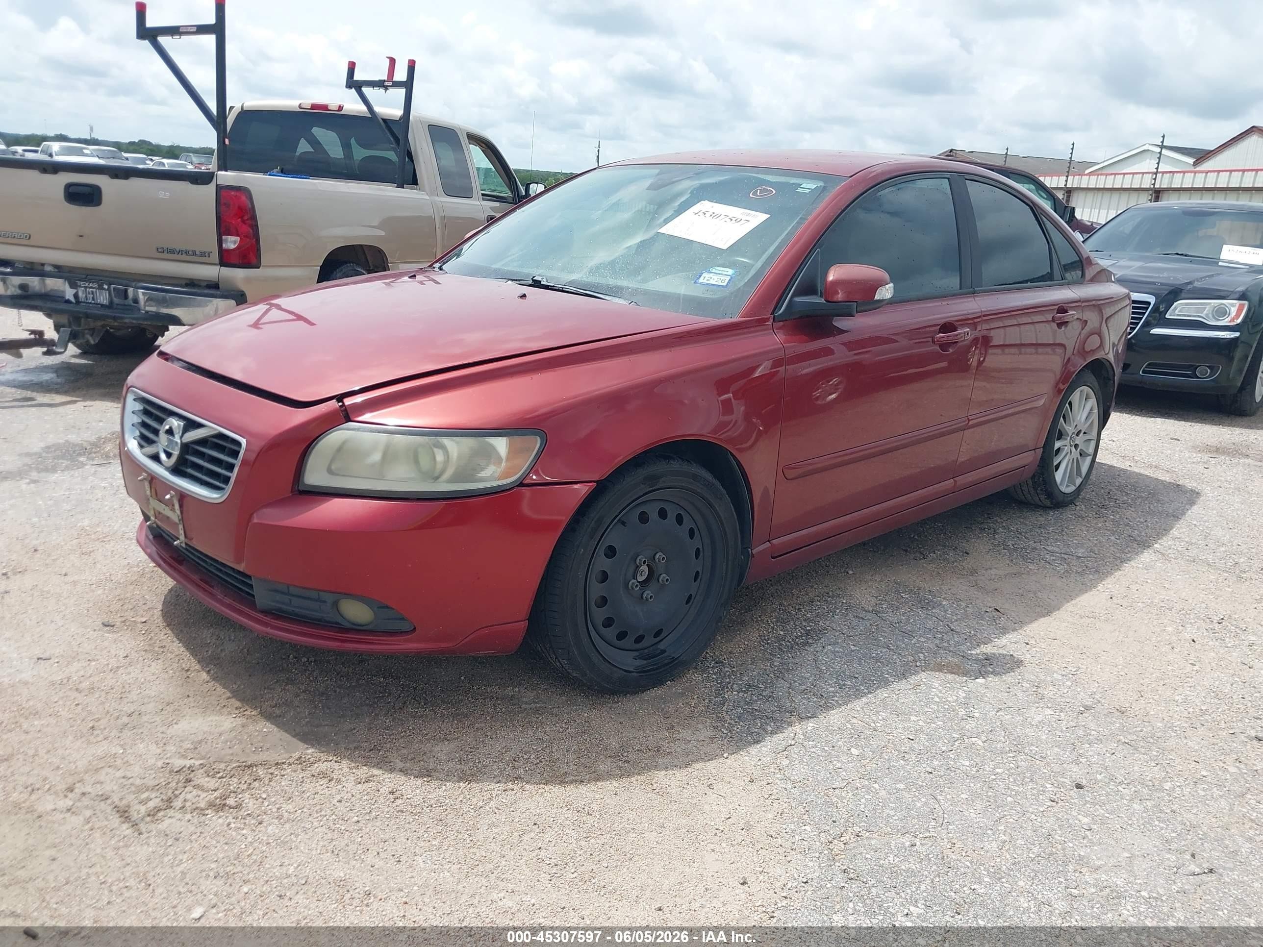 2011 Volvo S40 T5/t5 R-design Red vin: YV1672MS4B2545150