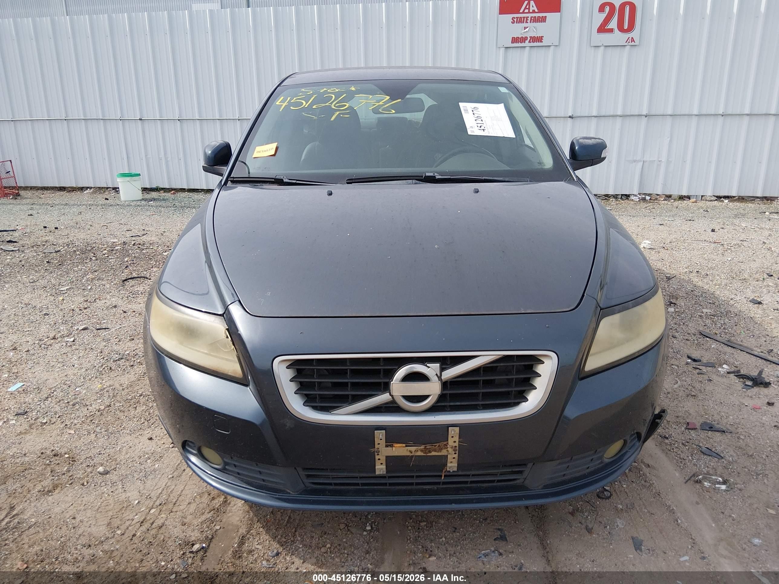 2011 Volvo S40 T5/t5 R-design Blue vin: YV1672MS4B2547657