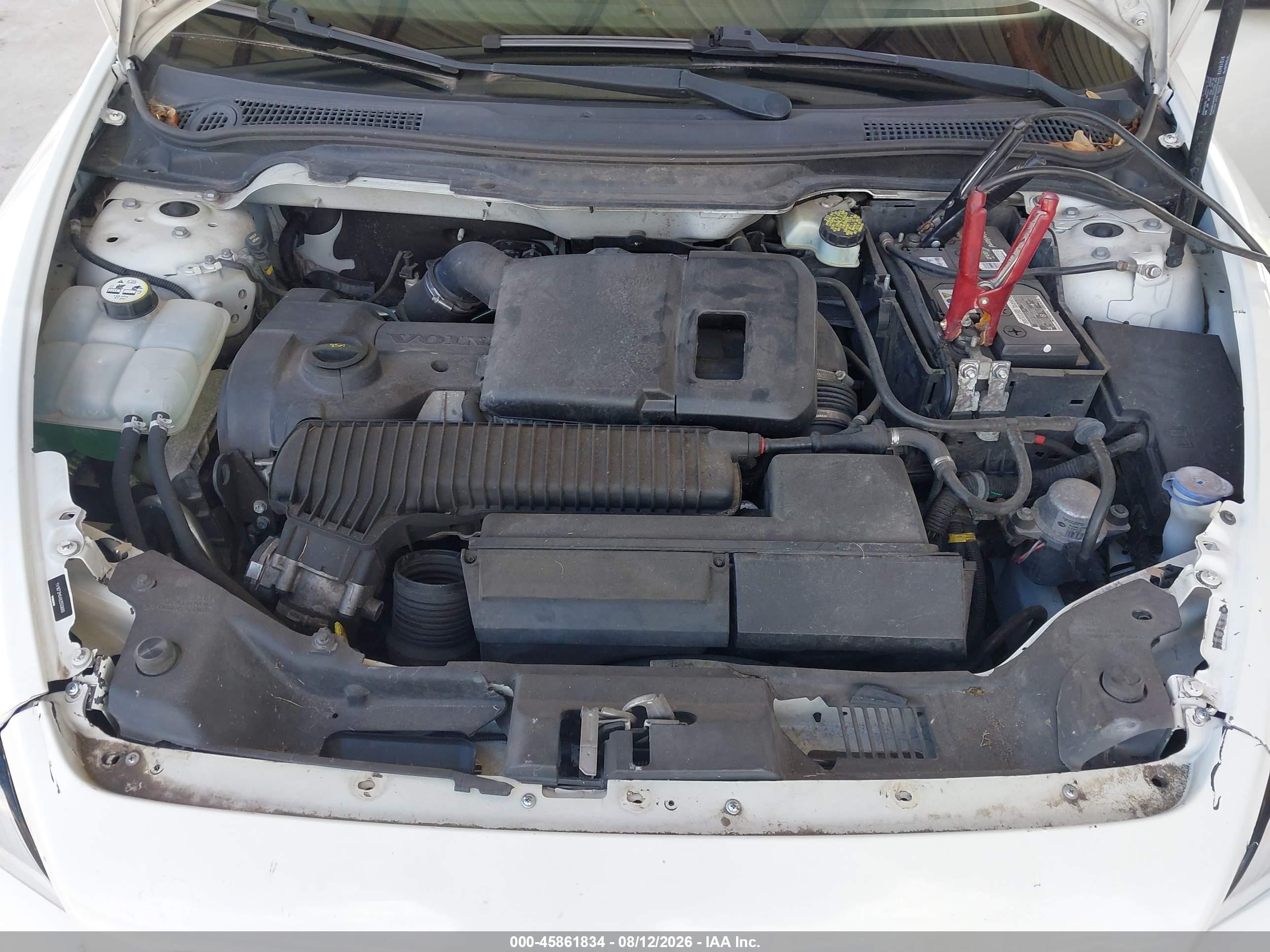 2011 Volvo S40 T5 (retail Only) Белый vin: YV1672MS4B2550669