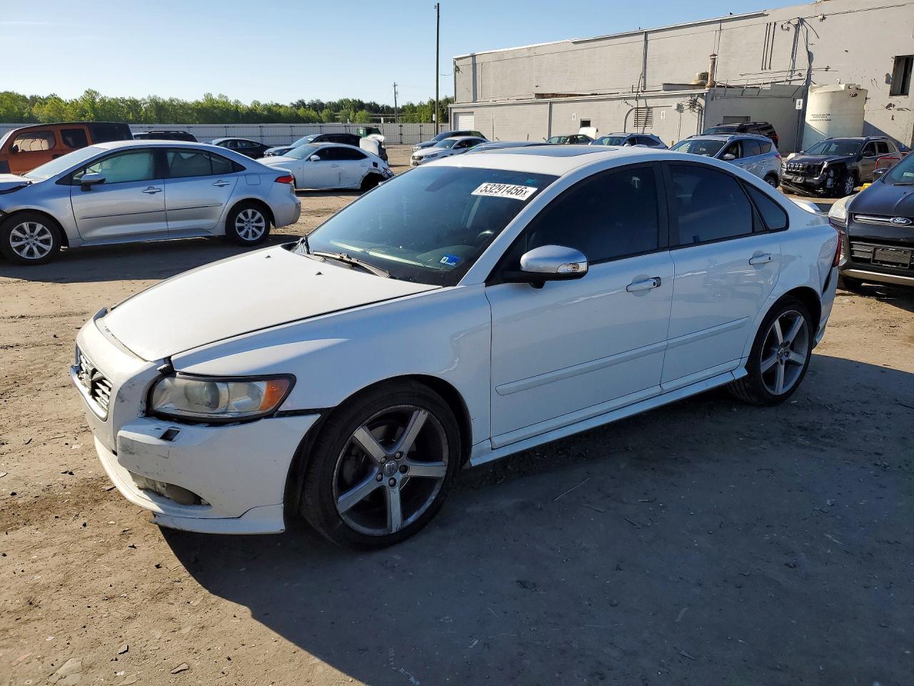 2011 Volvo S40 T5 White vin: YV1672MS6B2540063