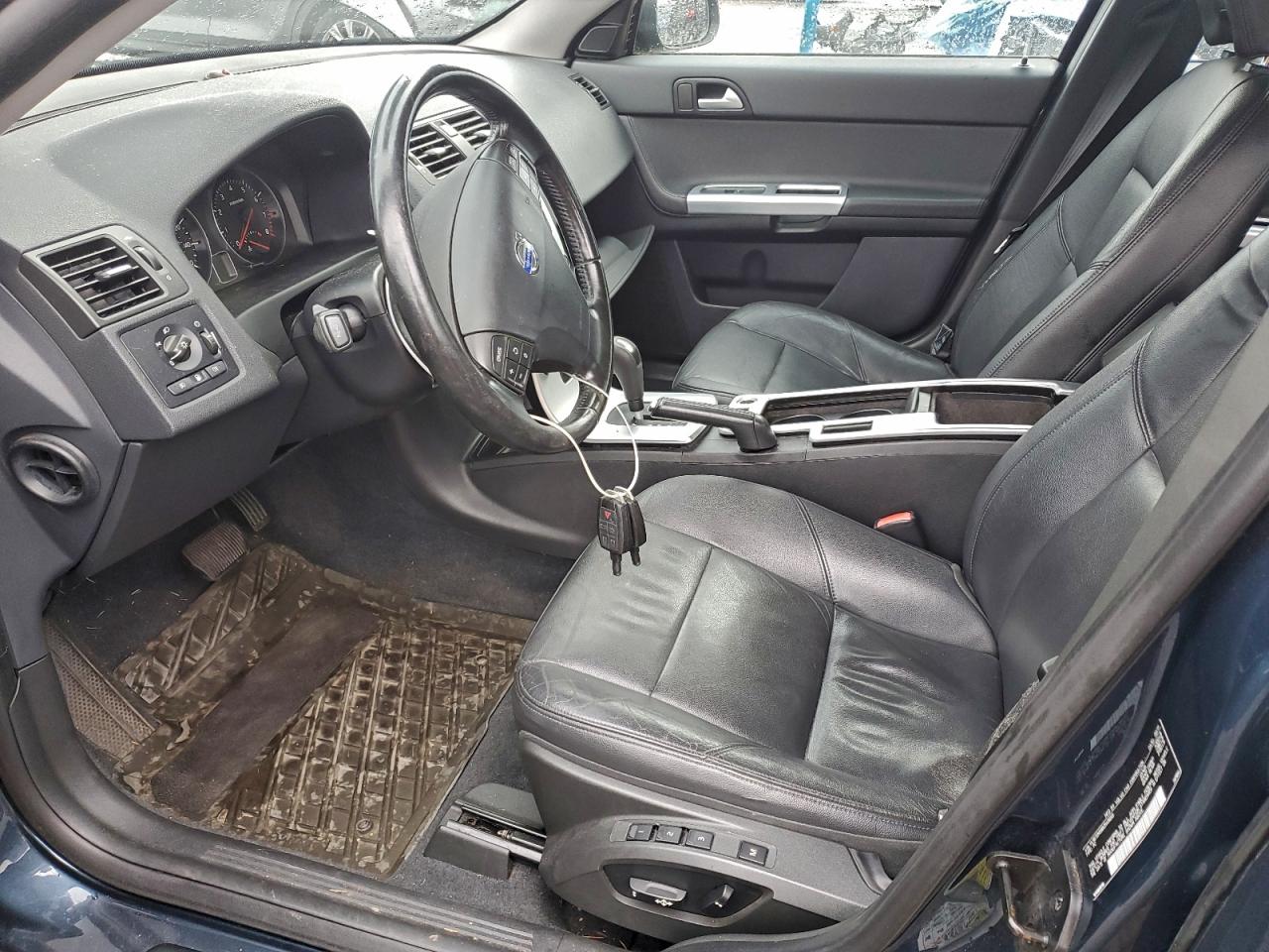 2011 Volvo S40 T5 Blue vin: YV1672MS9B2545659