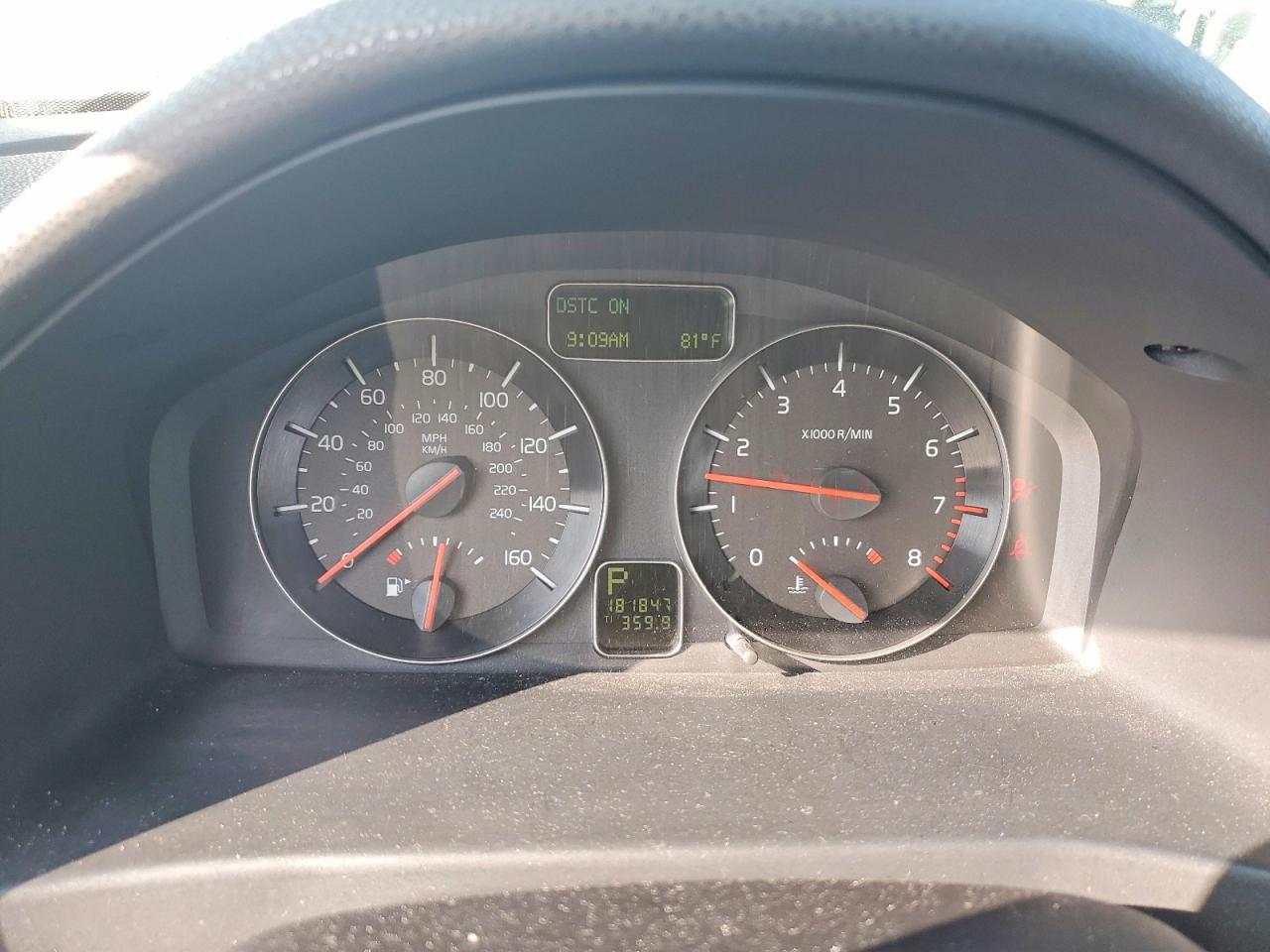 2011 Volvo S40 T5 Silver vin: YV1672MS9B2549324