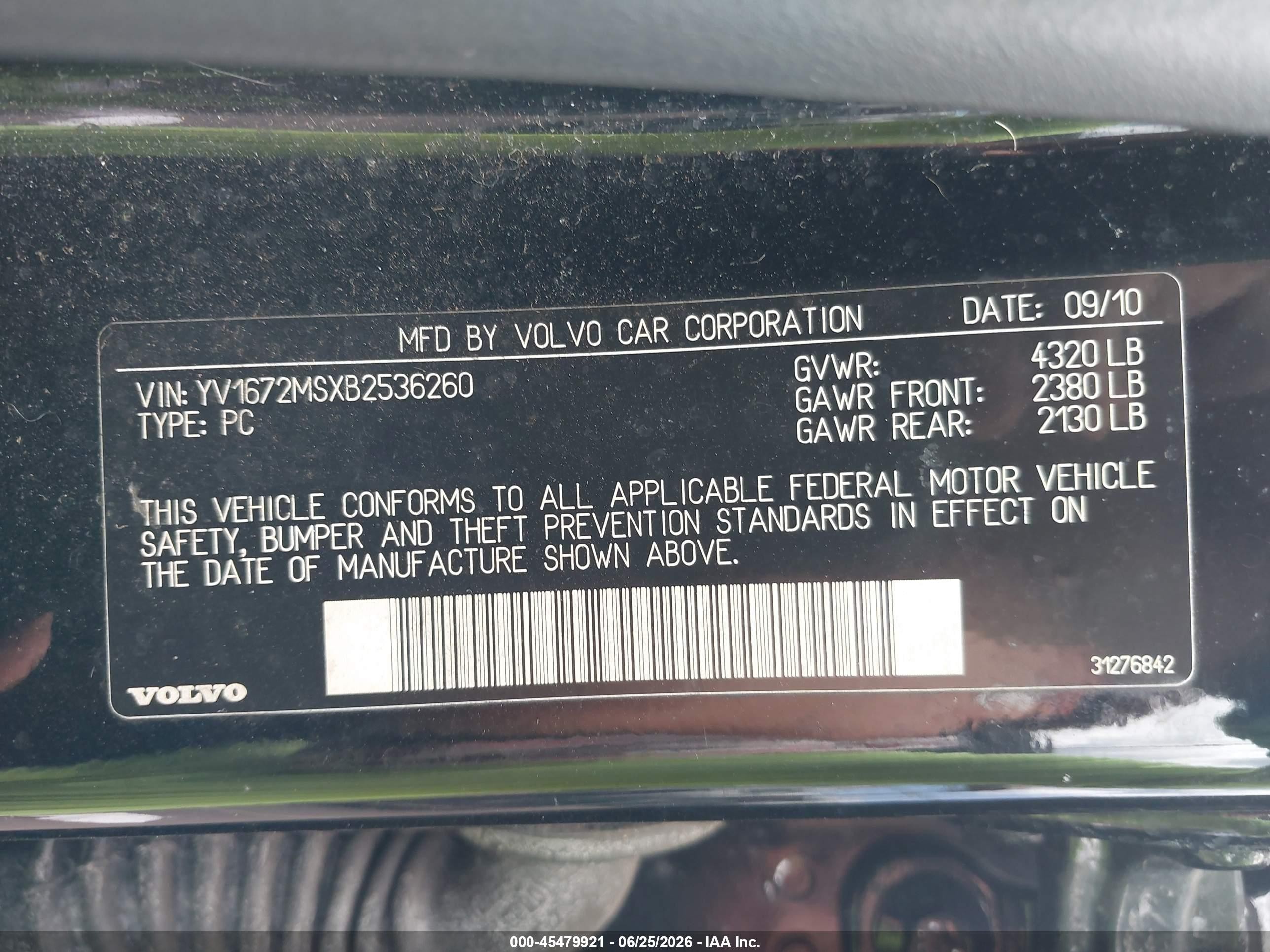 2011 Volvo S40 R-design/t5 (retail Only) Black vin: YV1672MSXB2536260