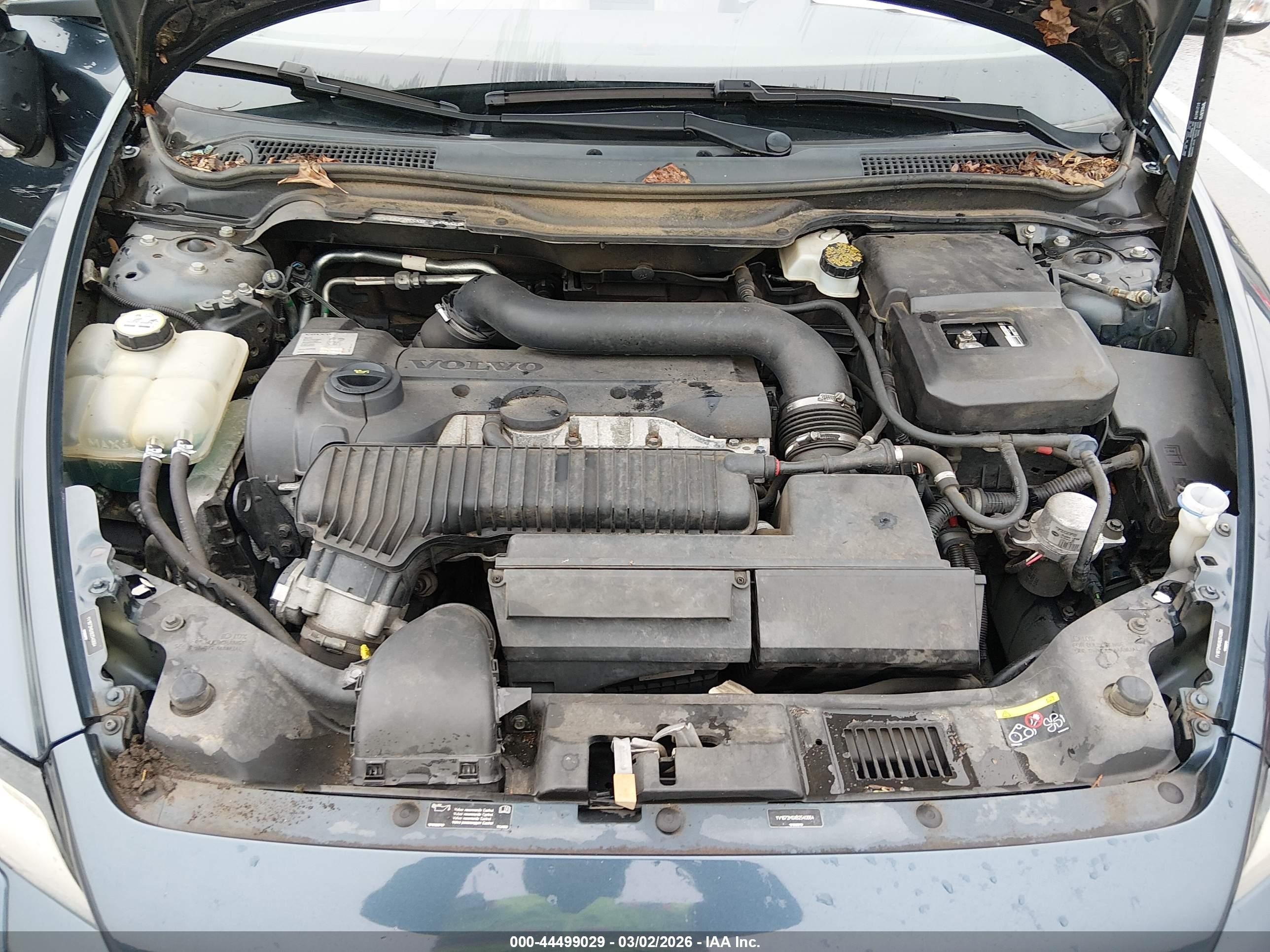 2011 Volvo S40 T5 Dark Blue vin: YV1672MSXB2540664