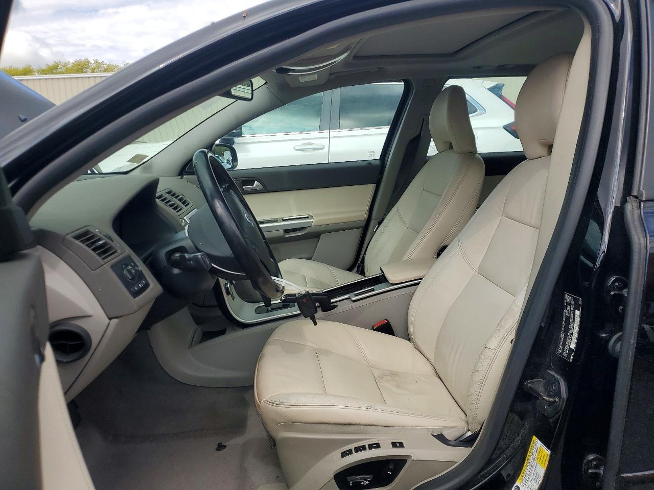 2011 Volvo V50 T5 Black vin: YV1672MW0B2625645