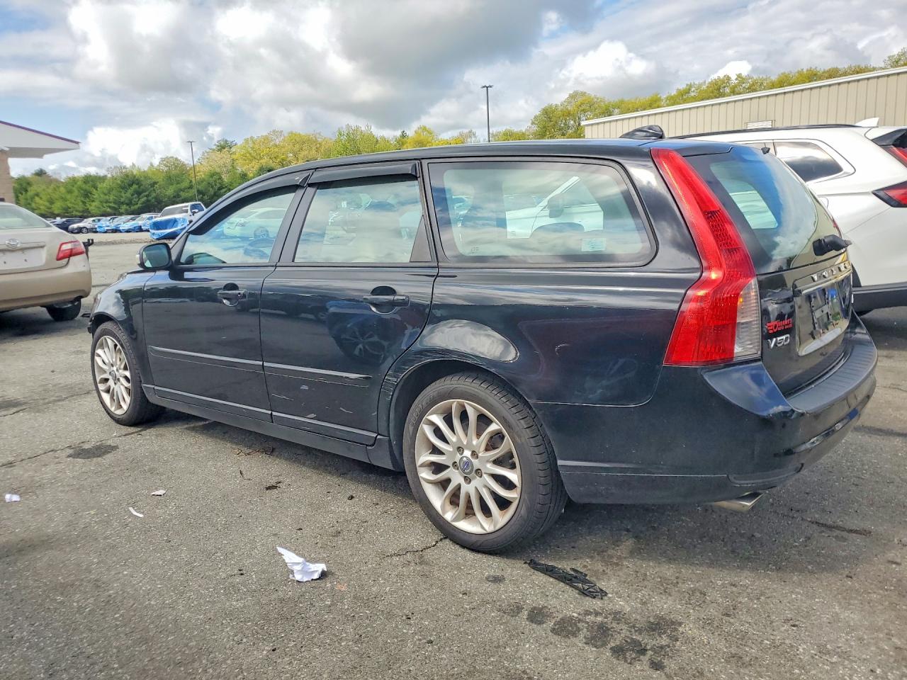2011 Volvo V50 T5 Black vin: YV1672MW0B2625645