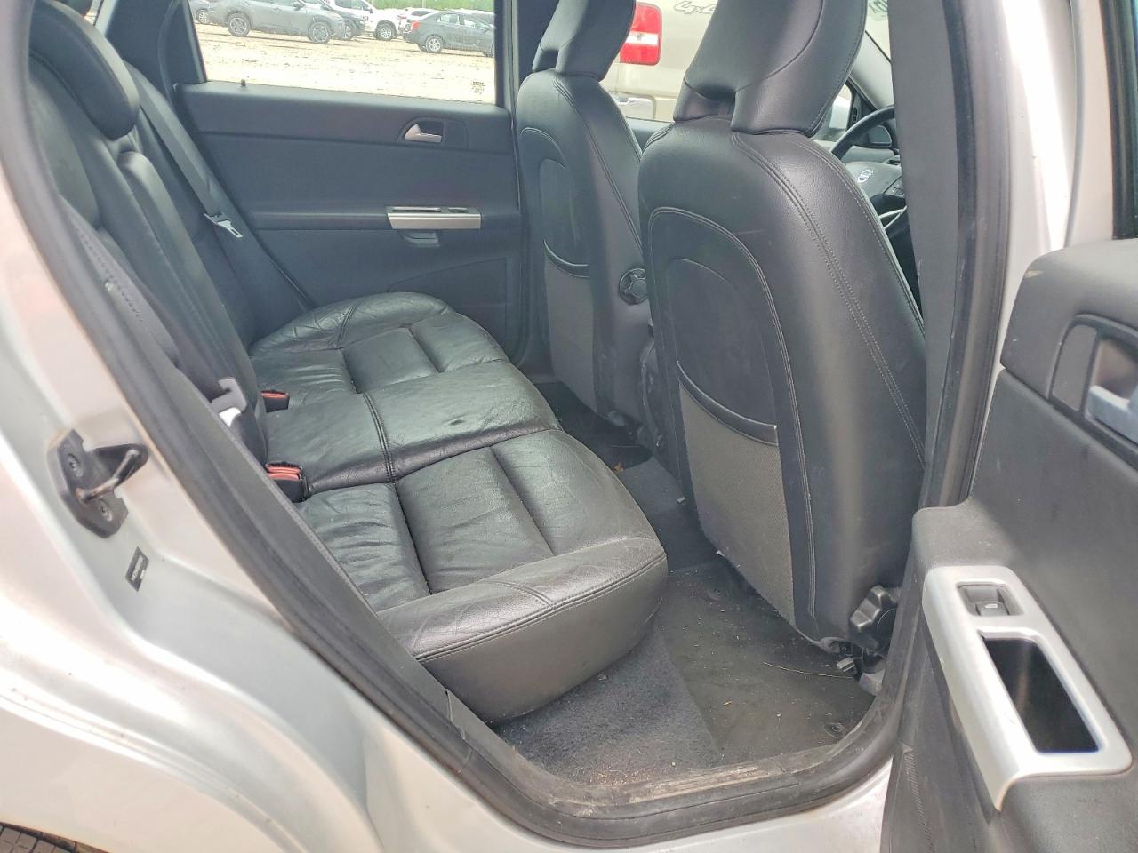 2011 Volvo V50 T5 Gray vin: YV1672MW5B2630582