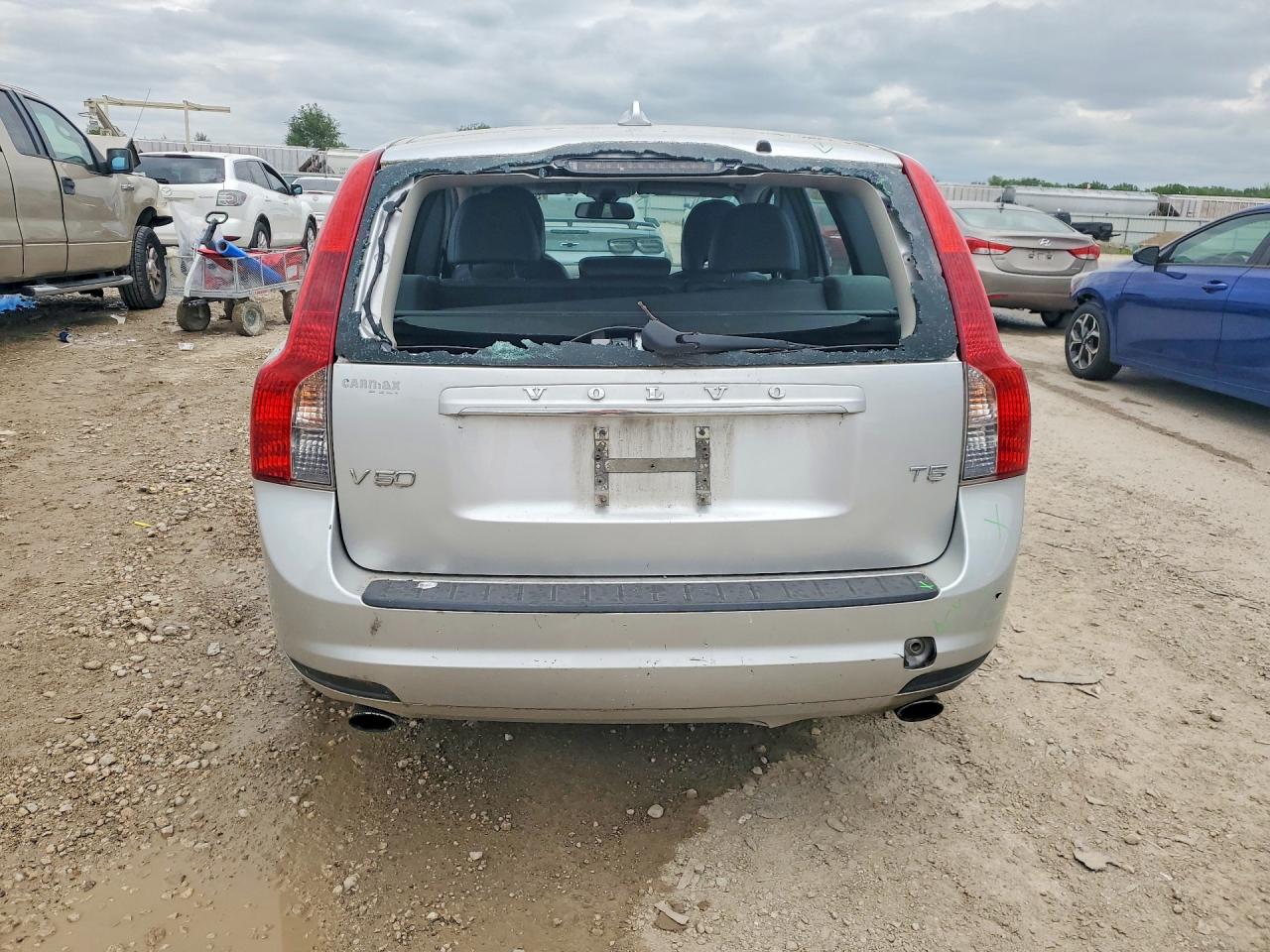 2011 Volvo V50 T5 Gray vin: YV1672MW5B2630582