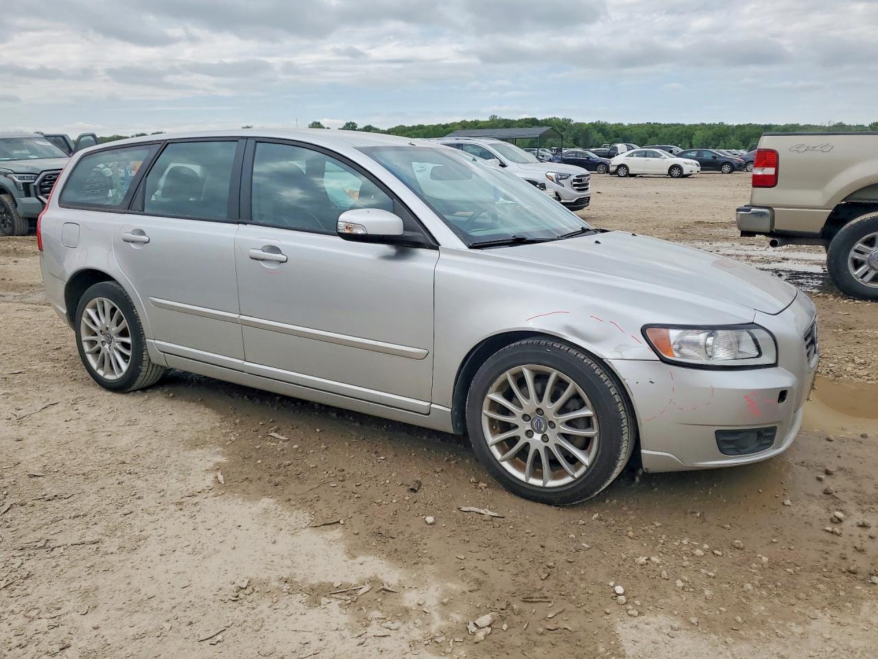 2011 Volvo V50 T5 Gray vin: YV1672MW5B2630582