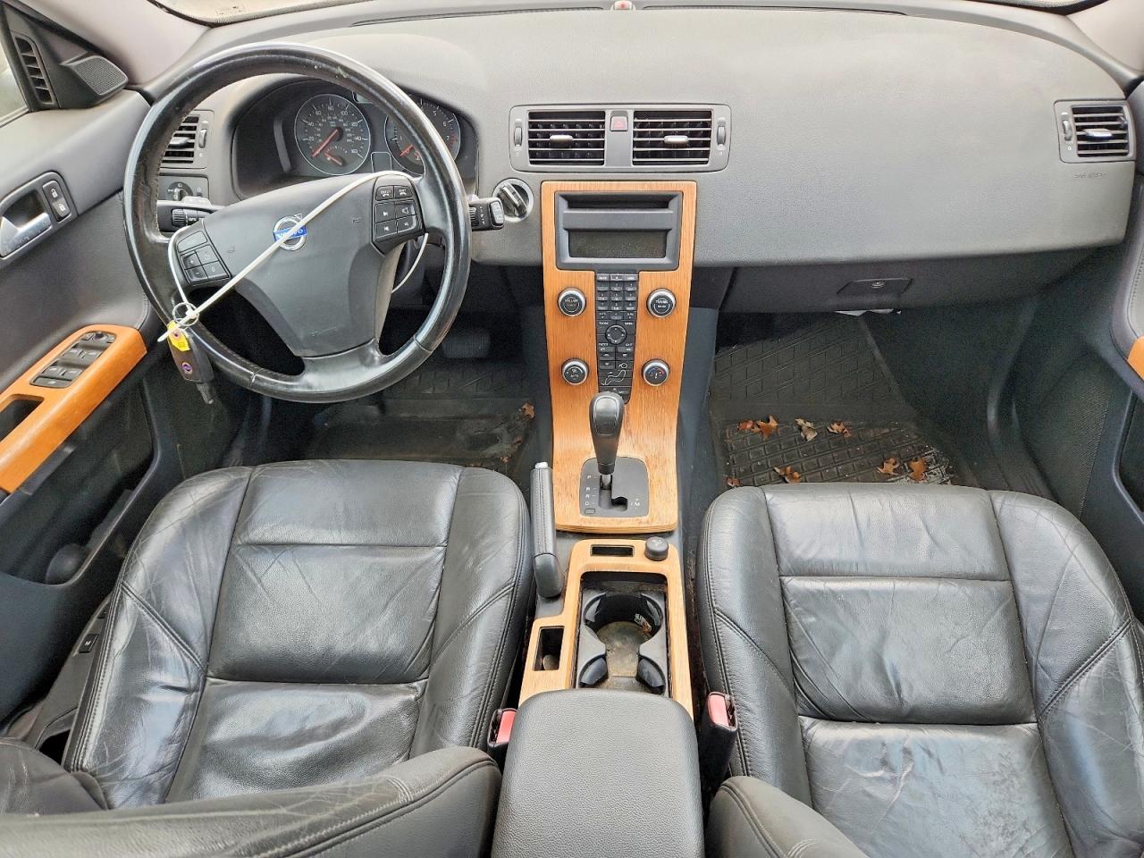 2011 Volvo V50 T5 Black vin: YV1672MW6B2606050