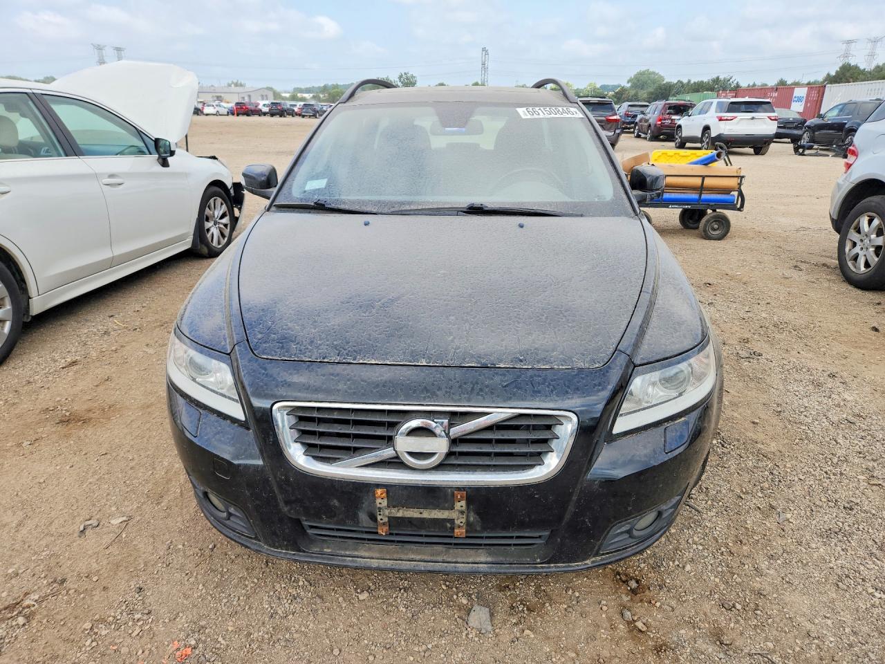 2011 Volvo V50 T5 Black vin: YV1672MW6B2606050