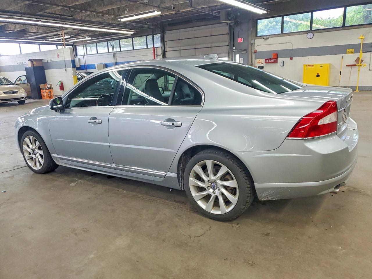 2012 Volvo S80 T6 Silver vin: YV1902AH0C1152960