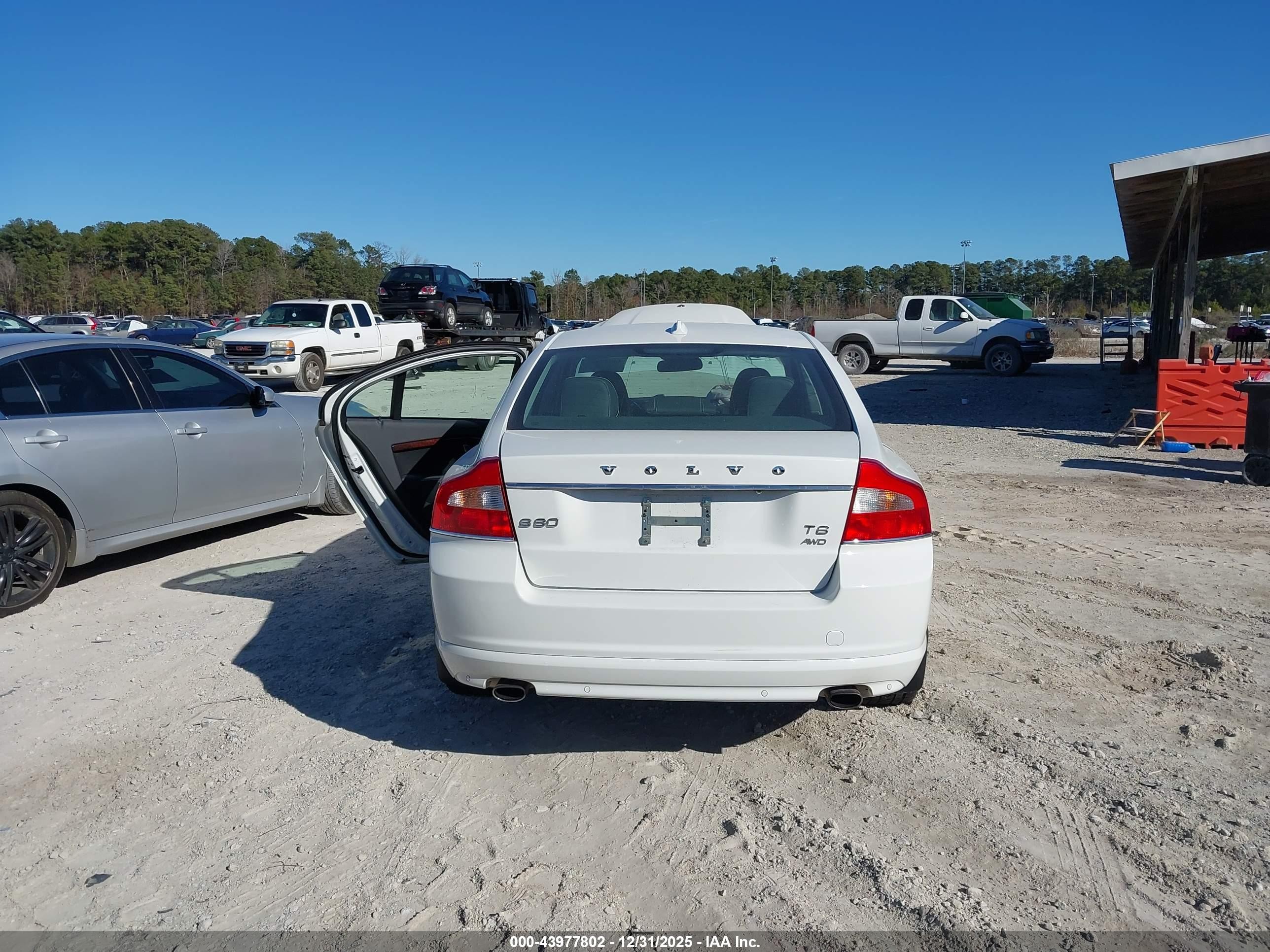 2011 Volvo S80 T6 White vin: YV1902AH3B1148416