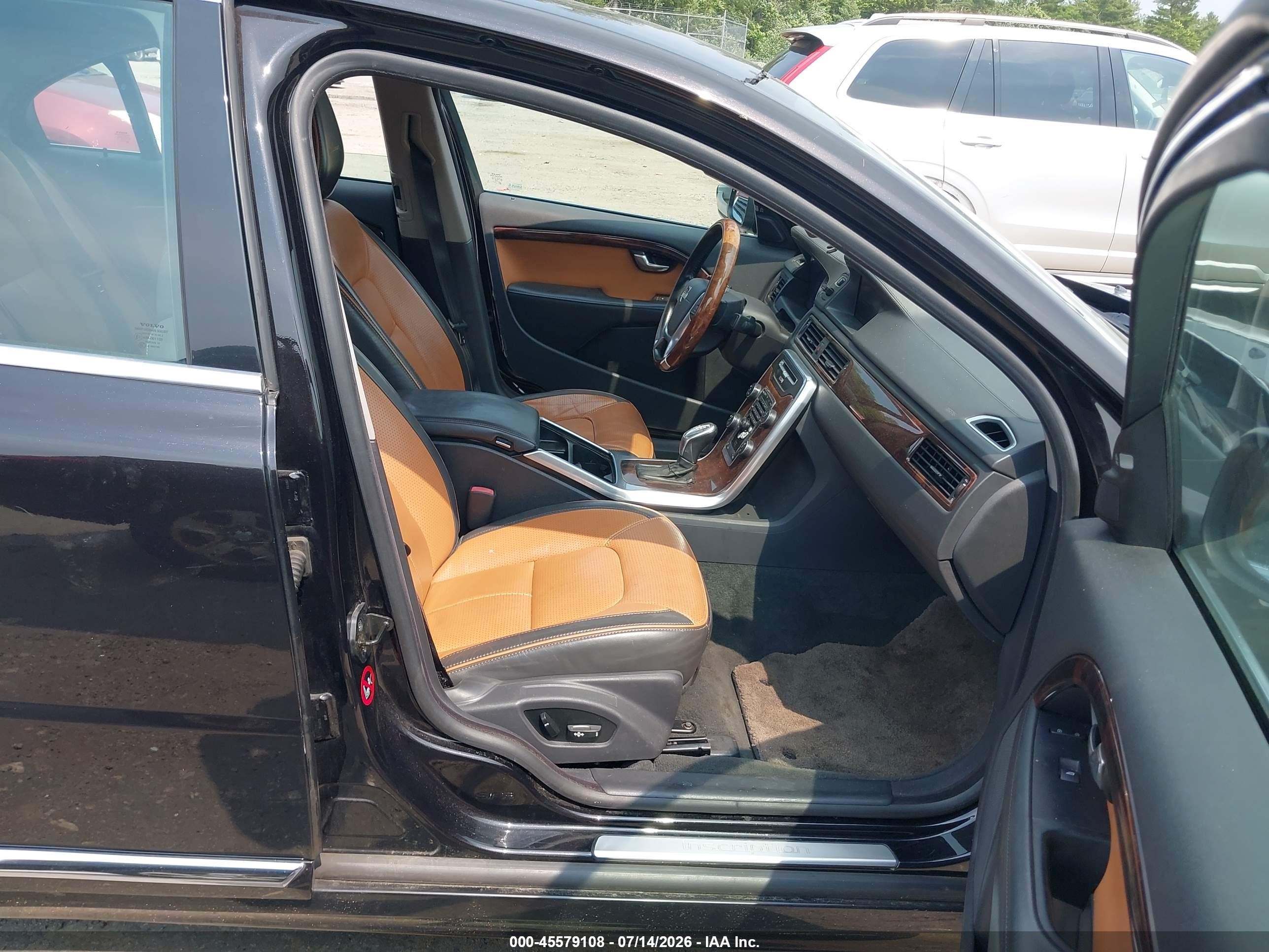 2013 Volvo S80 T6 Platinum Черный vin: YV1902AH5D1167312