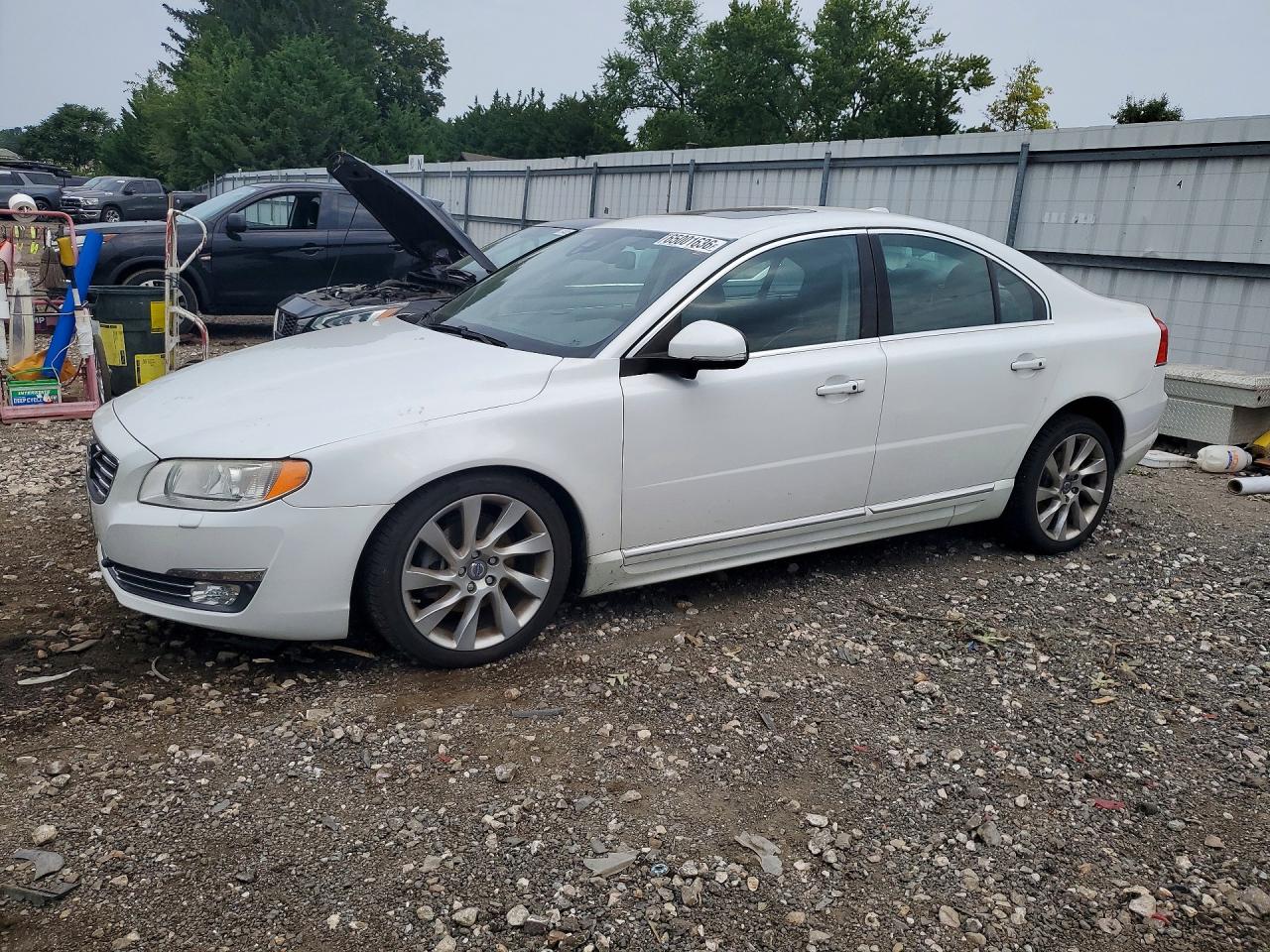 YV1902AH7E1178698