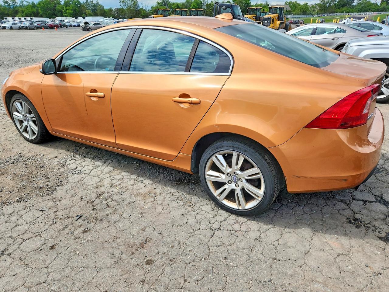 2011 Volvo S60 T6 Orange vin: YV1902FH0B2007855