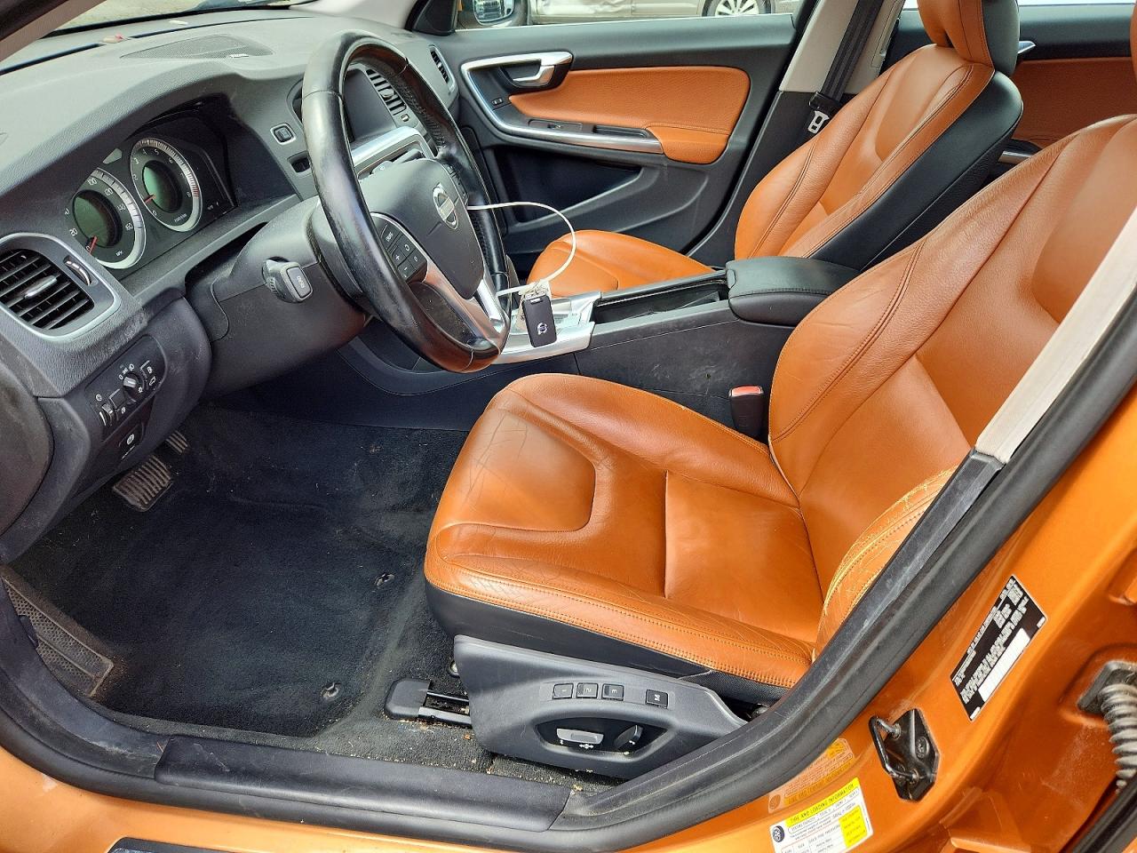 2011 Volvo S60 T6 Orange vin: YV1902FH0B2007855