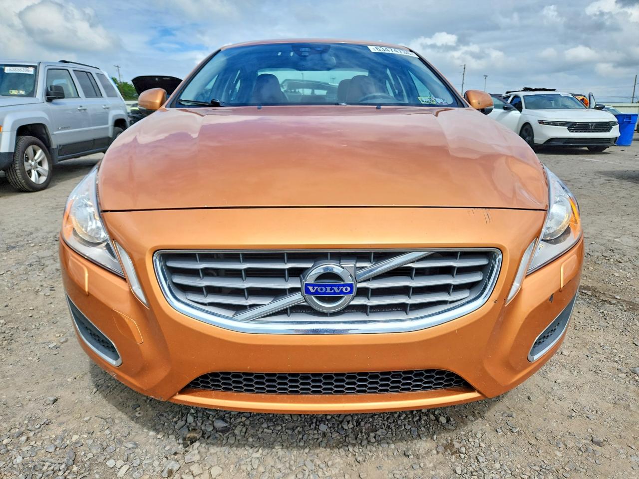 2011 Volvo S60 T6 Orange vin: YV1902FH0B2007855