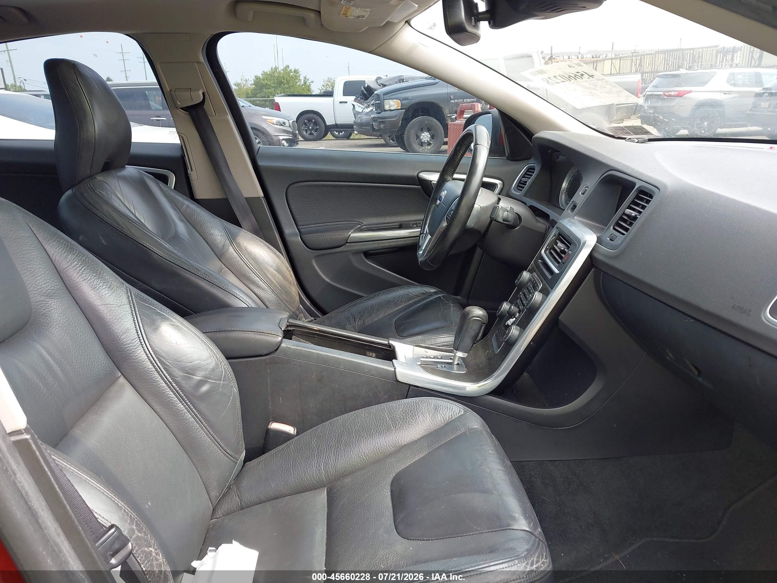 2012 Volvo S60 T6 Красный vin: YV1902FH0C2077843