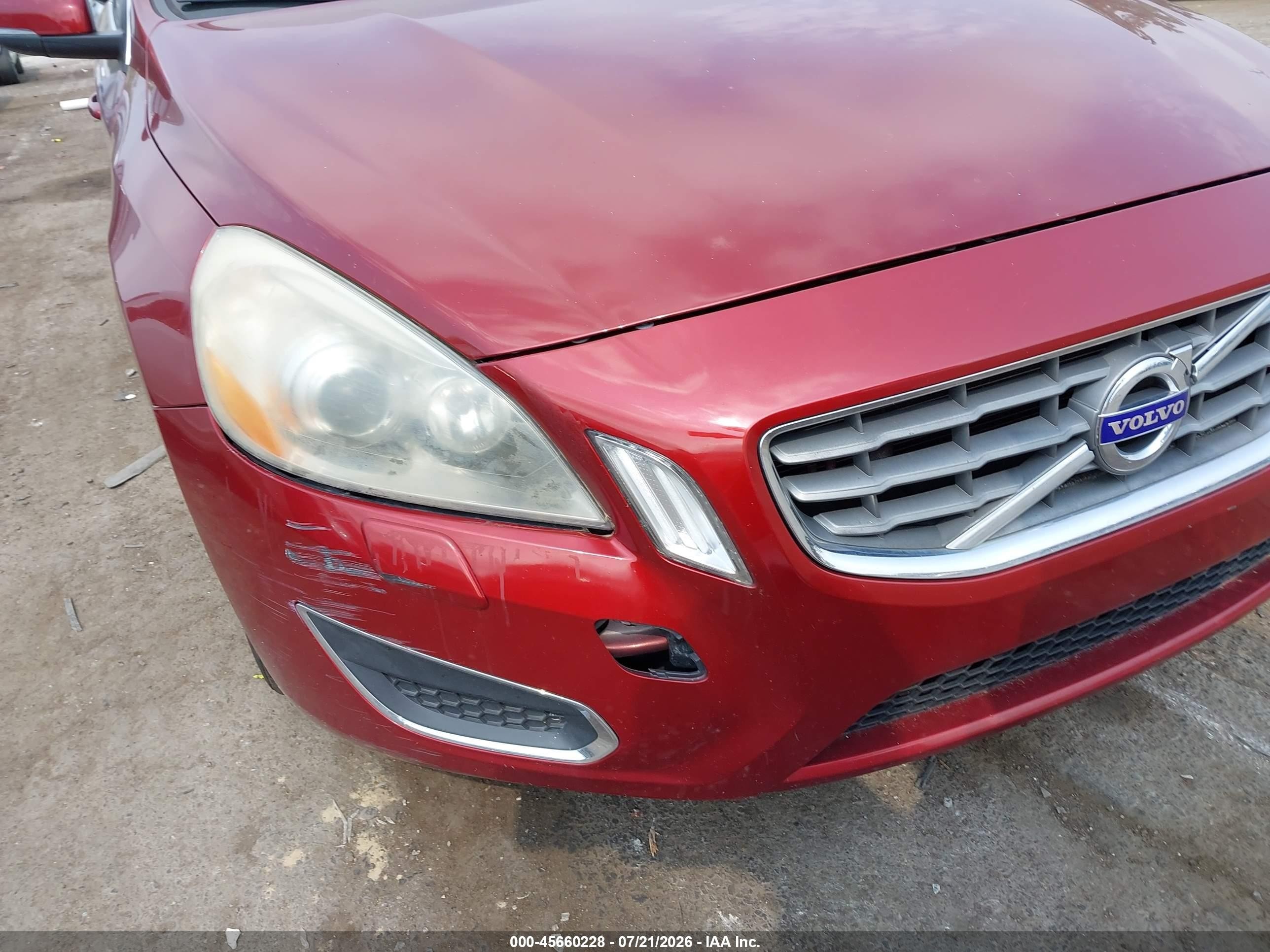 2012 Volvo S60 T6 Красный vin: YV1902FH0C2077843