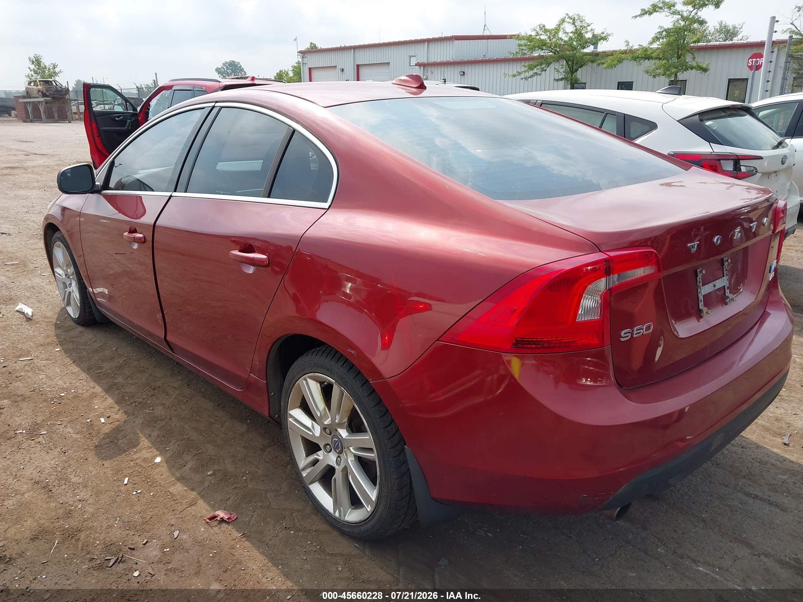 2012 Volvo S60 T6 Красный vin: YV1902FH0C2077843