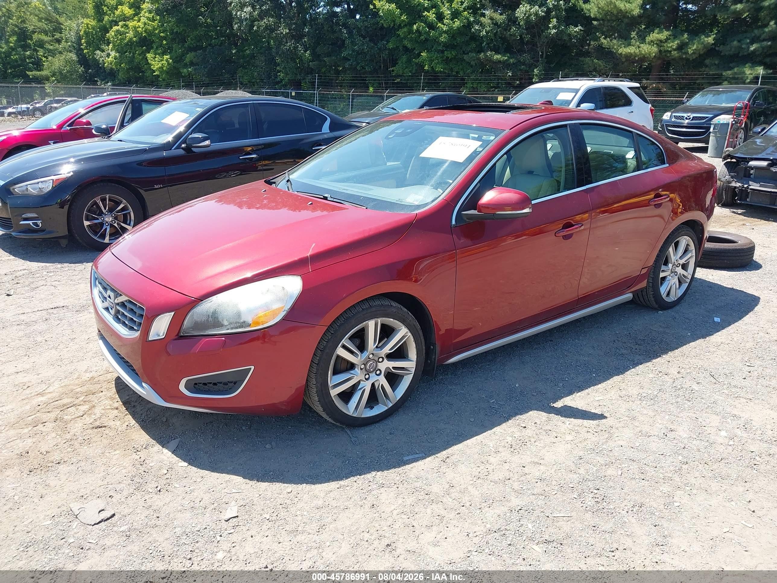 2012 Volvo S60 T6 Red vin: YV1902FH0C2098479