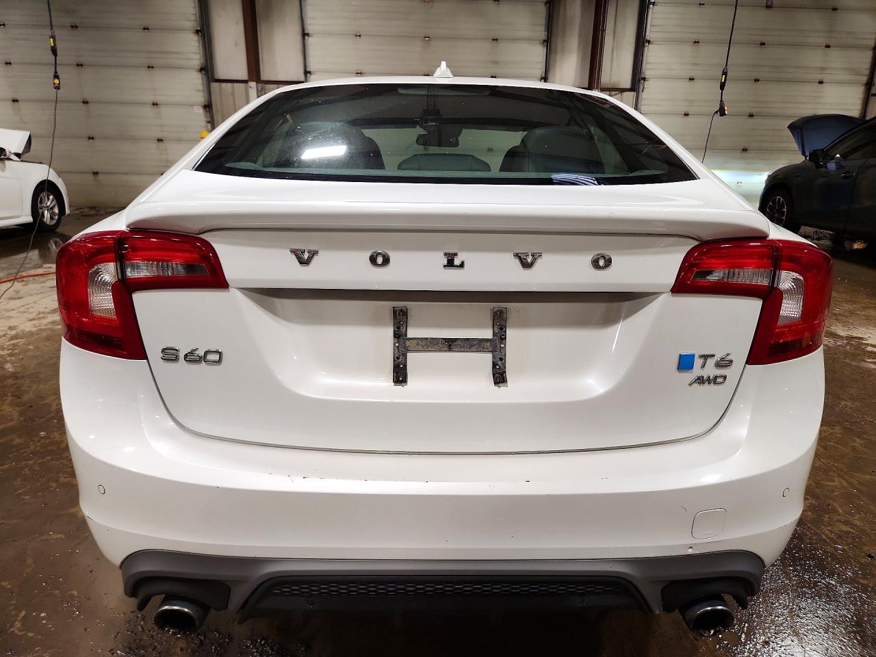 2014 Volvo S60 T6 White vin: YV1902FH0E1294110