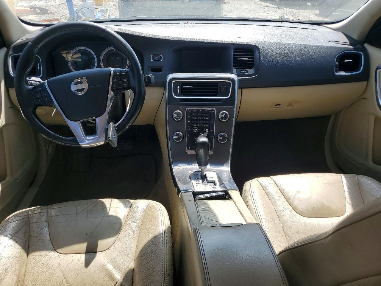 2011 Volvo S60 T6 White vin: YV1902FH2B2015147