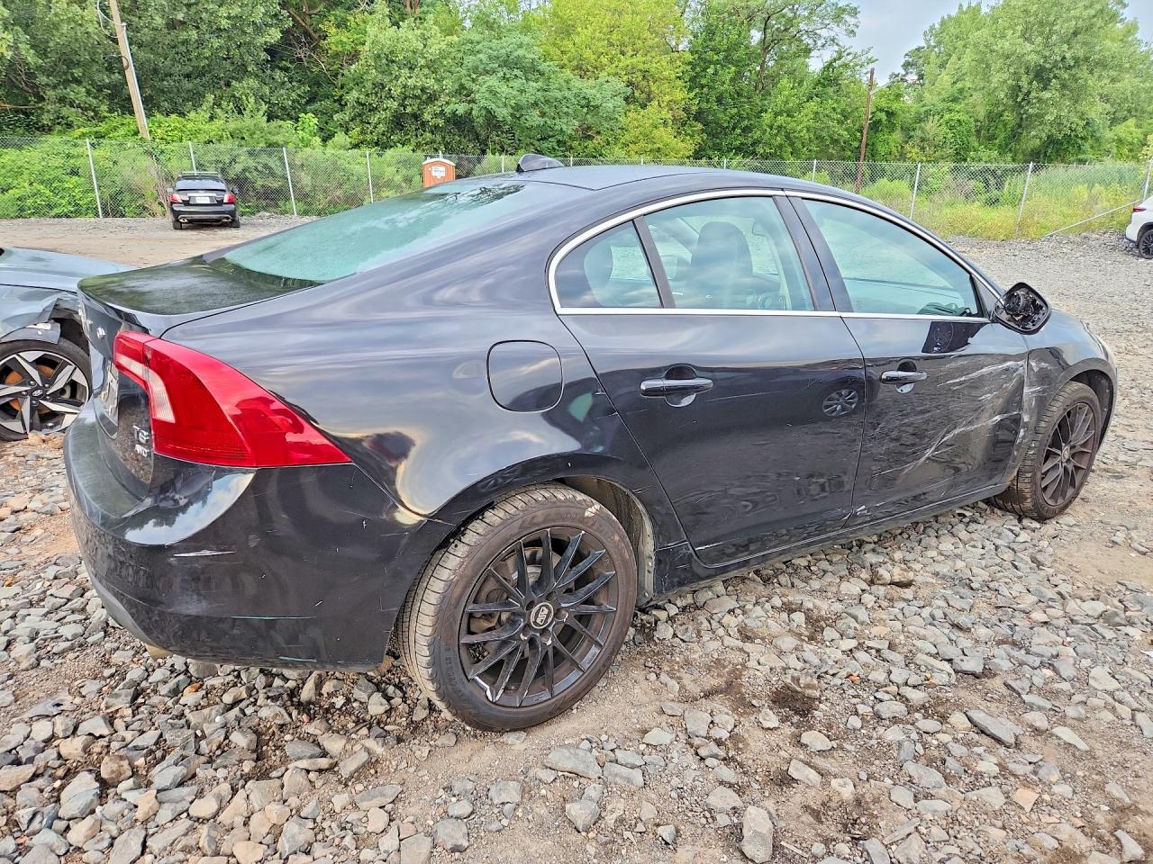 2011 Volvo S60 T6 Black vin: YV1902FH2B2016248