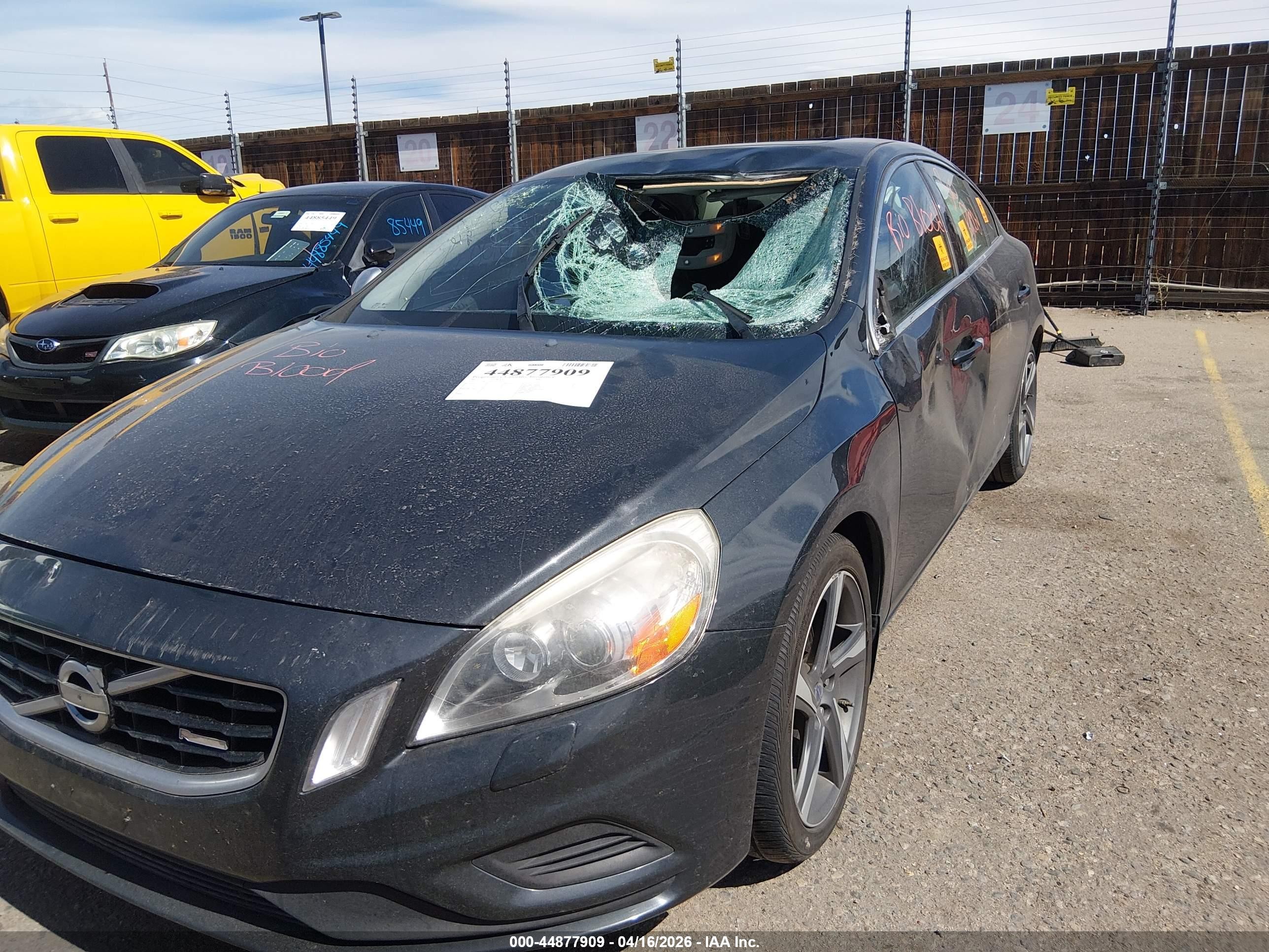 2012 Volvo S60 T6 Gray vin: YV1902FH2C2112933
