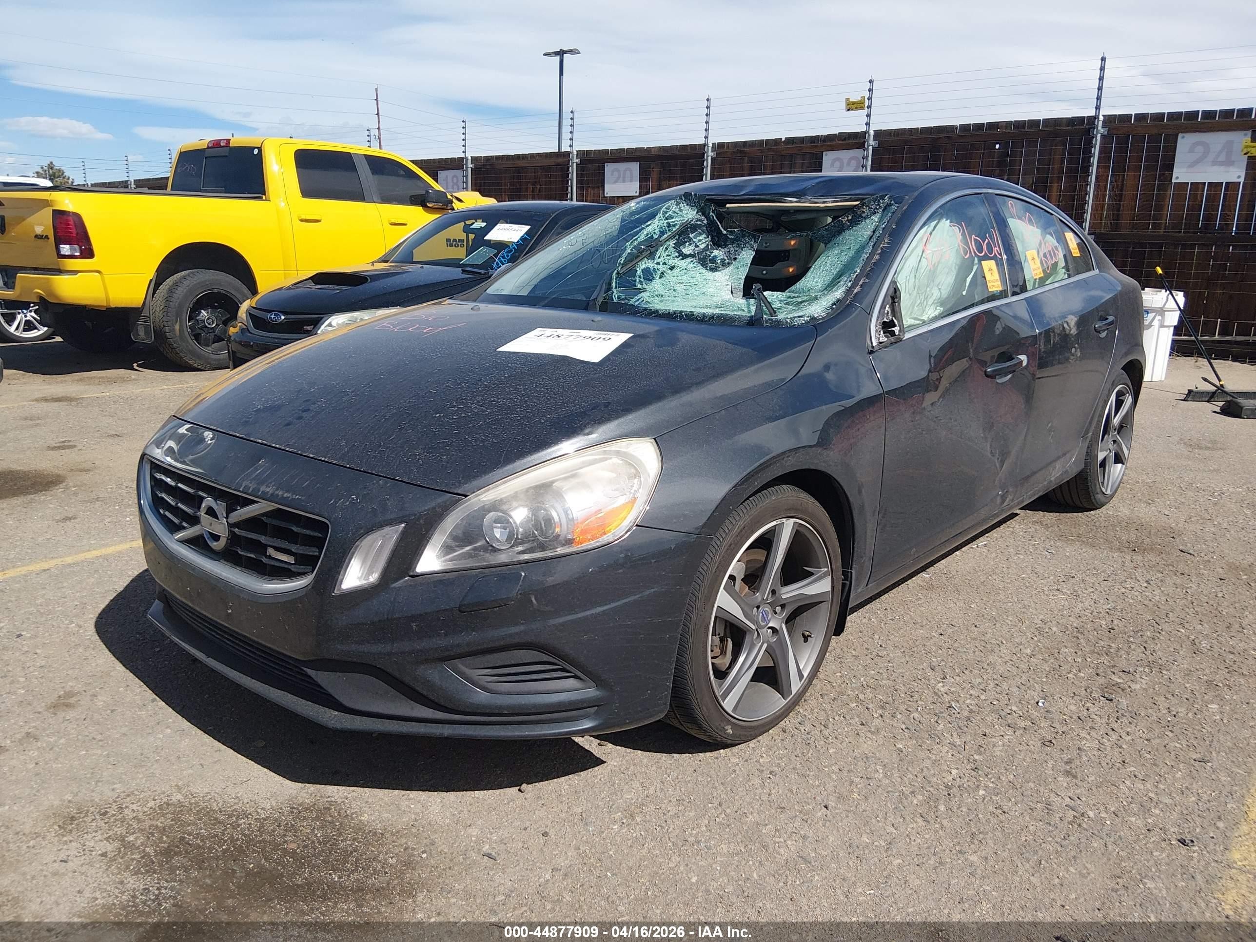 2012 Volvo S60 T6 Gray vin: YV1902FH2C2112933