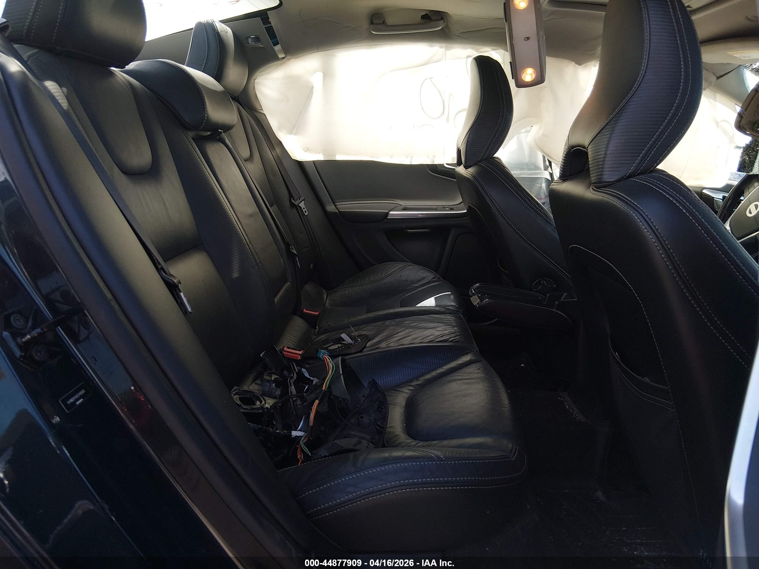 2012 Volvo S60 T6 Gray vin: YV1902FH2C2112933